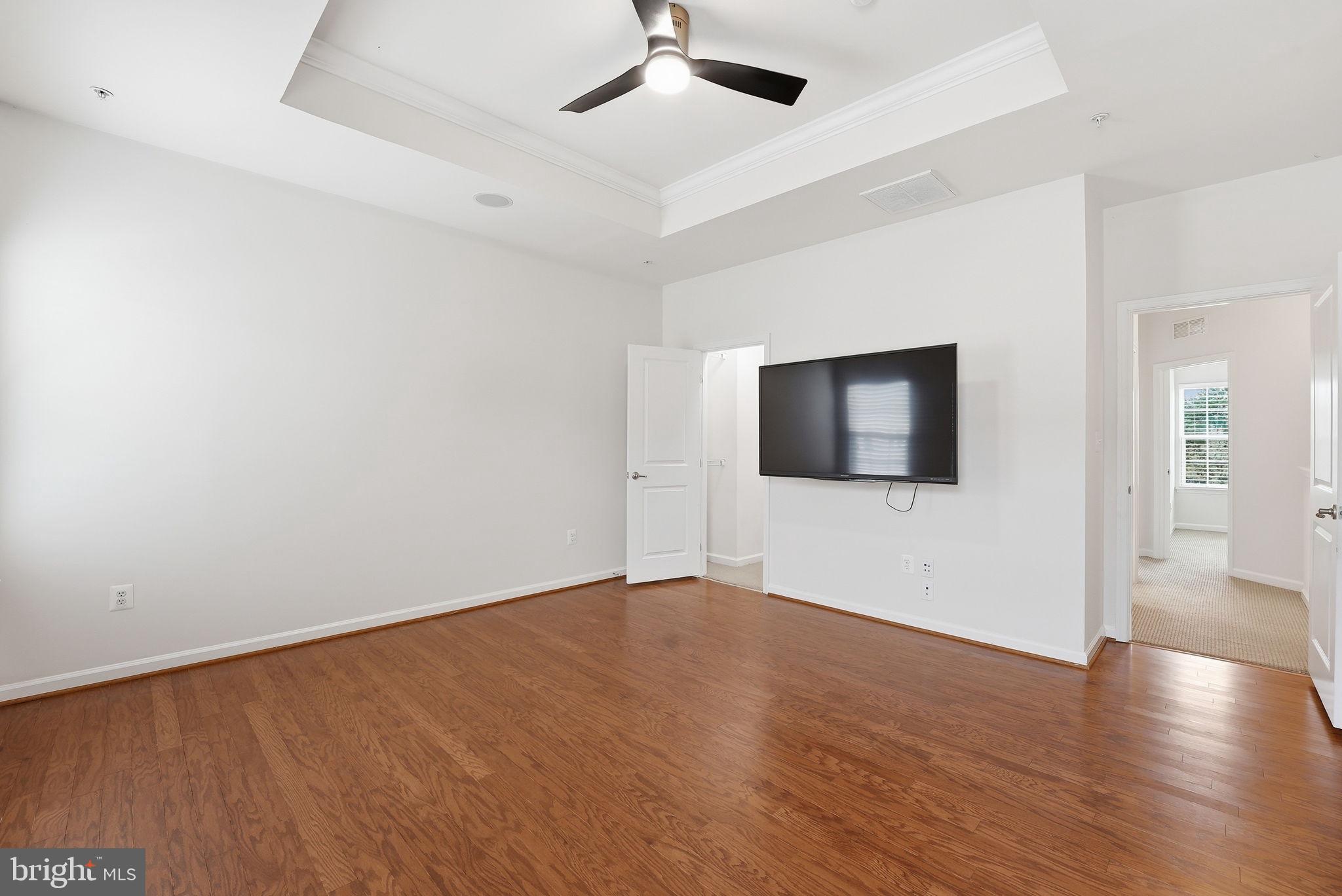 ADDISON ROAD SOUTH - Residential
