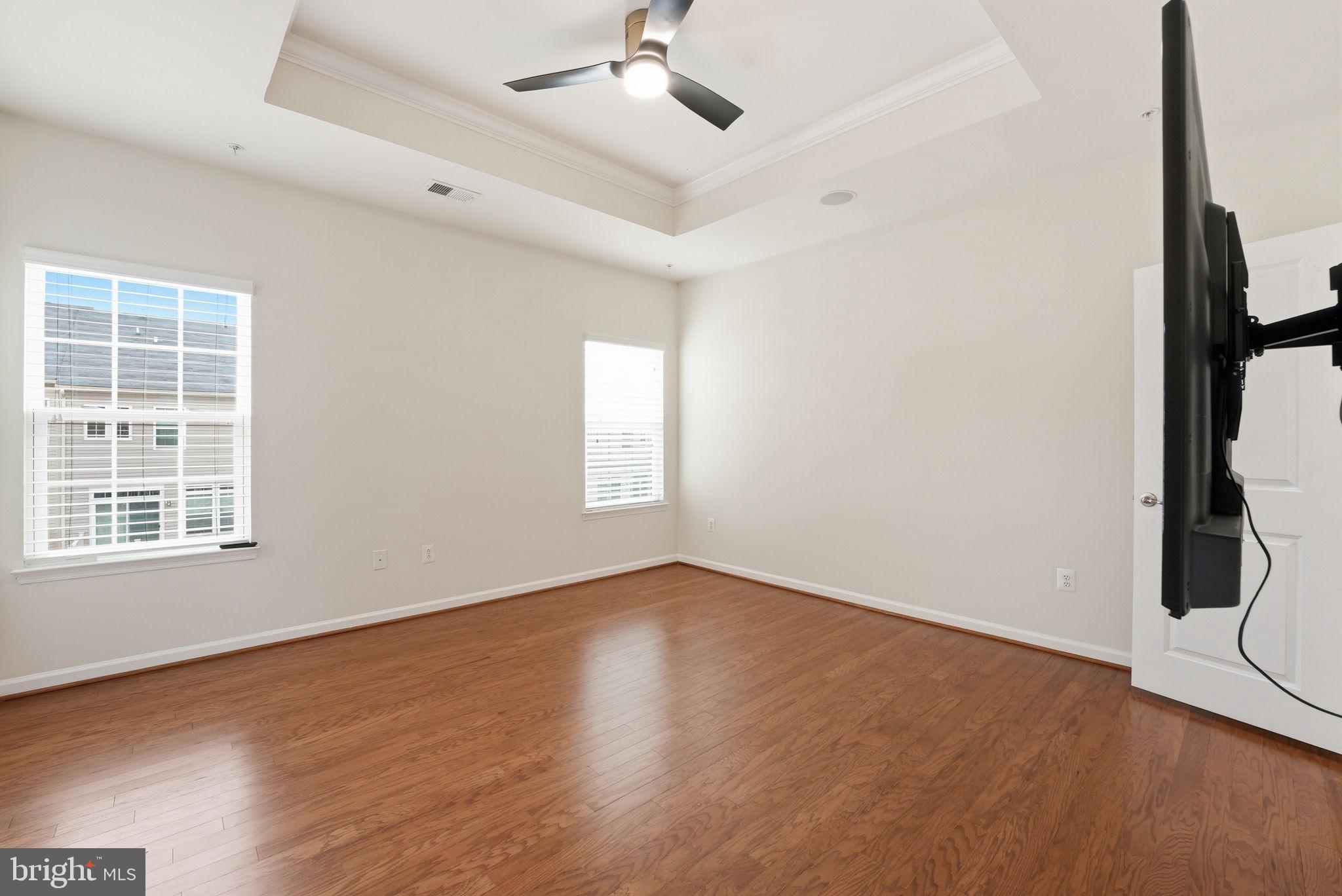 ADDISON ROAD SOUTH - Residential