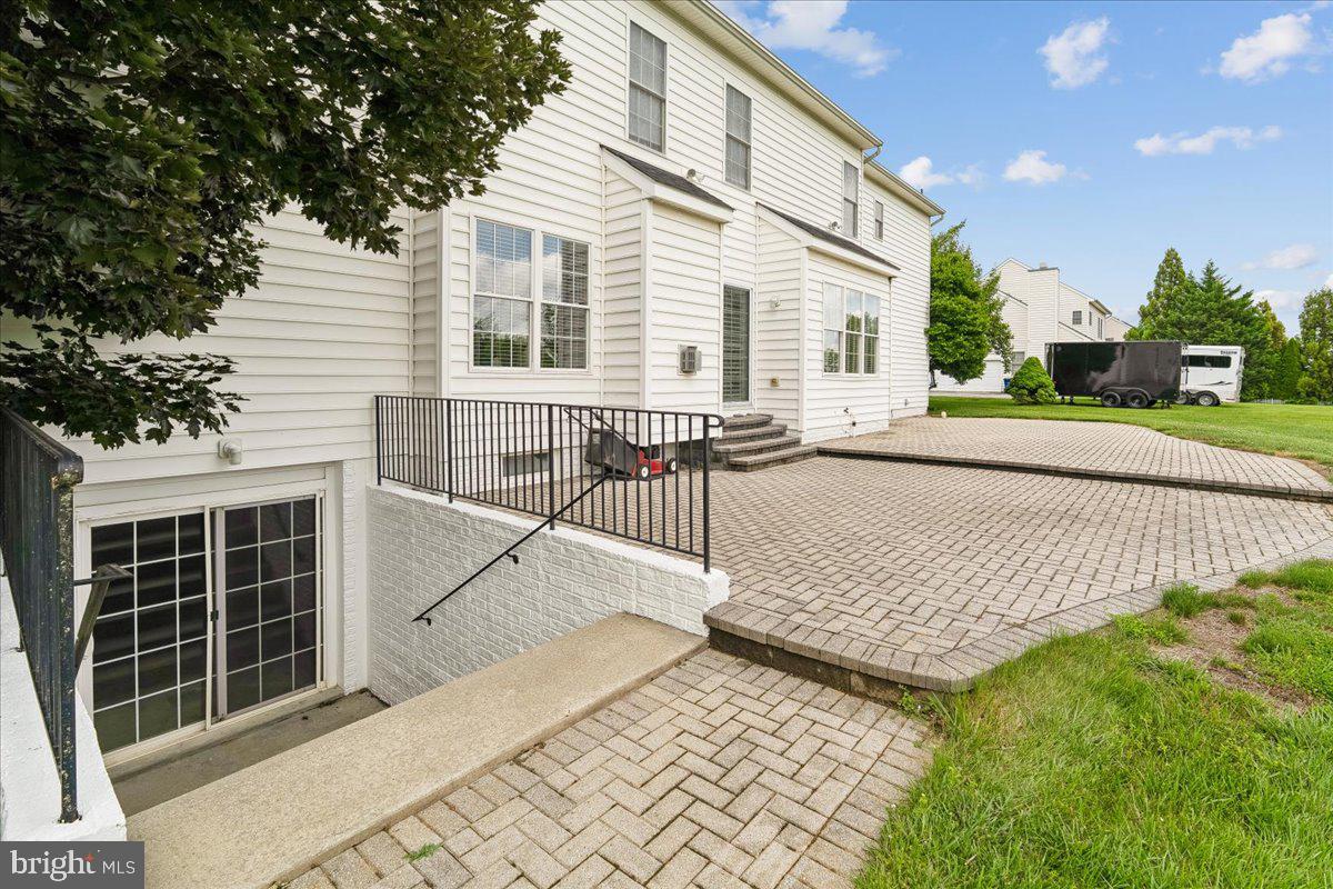 THE ESTATES AT SAND HILL - Residential