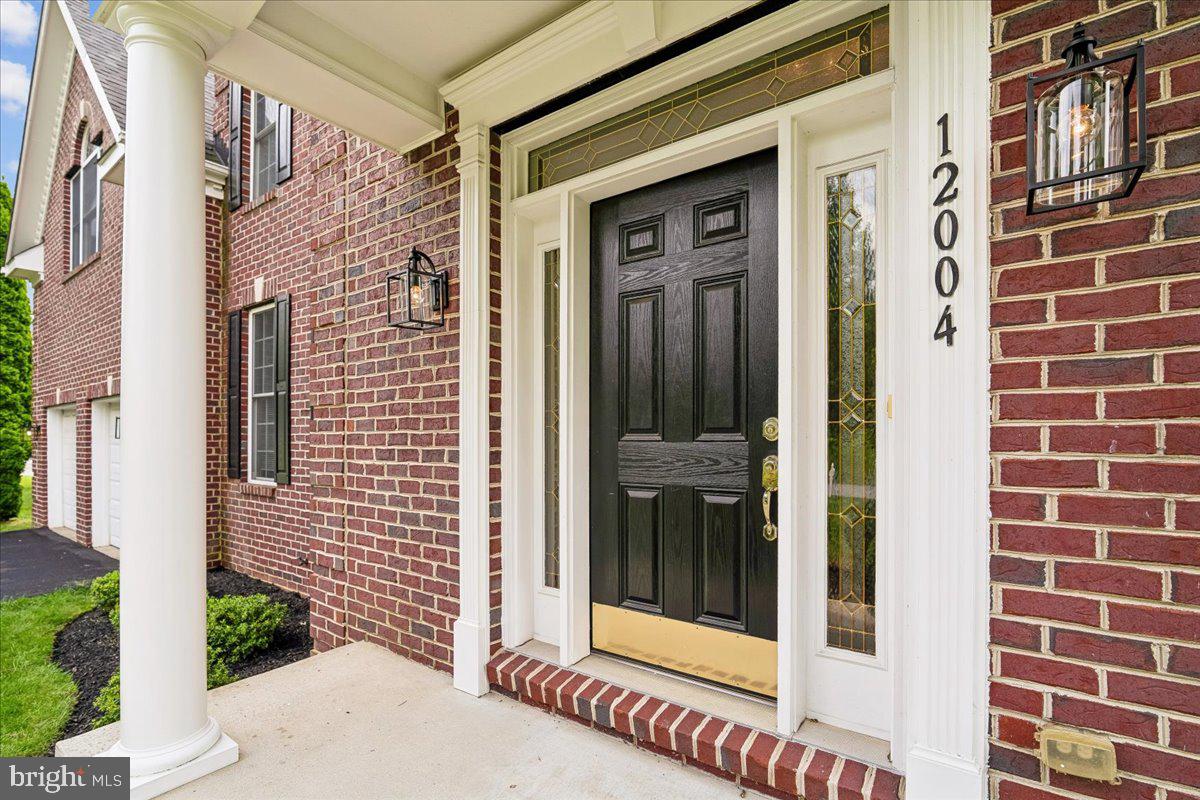 THE ESTATES AT SAND HILL - Residential