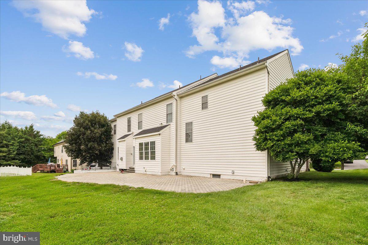 THE ESTATES AT SAND HILL - Residential