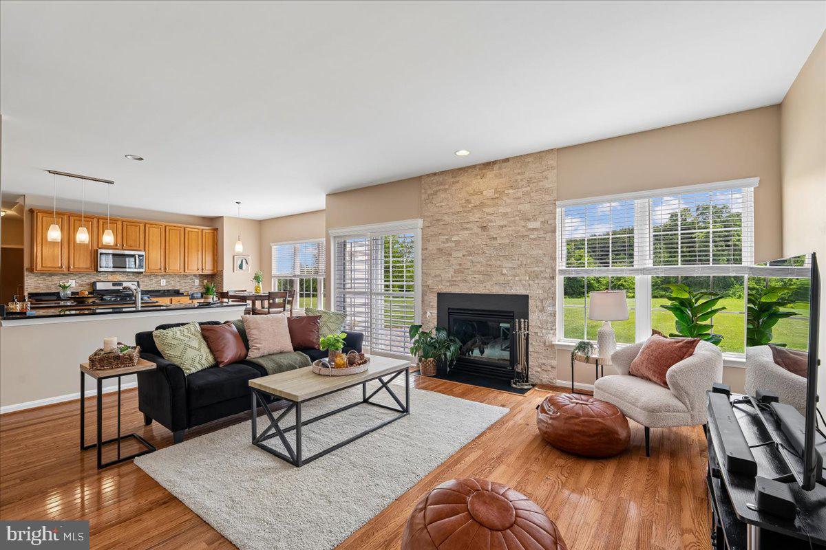 THE ESTATES AT SAND HILL - Residential