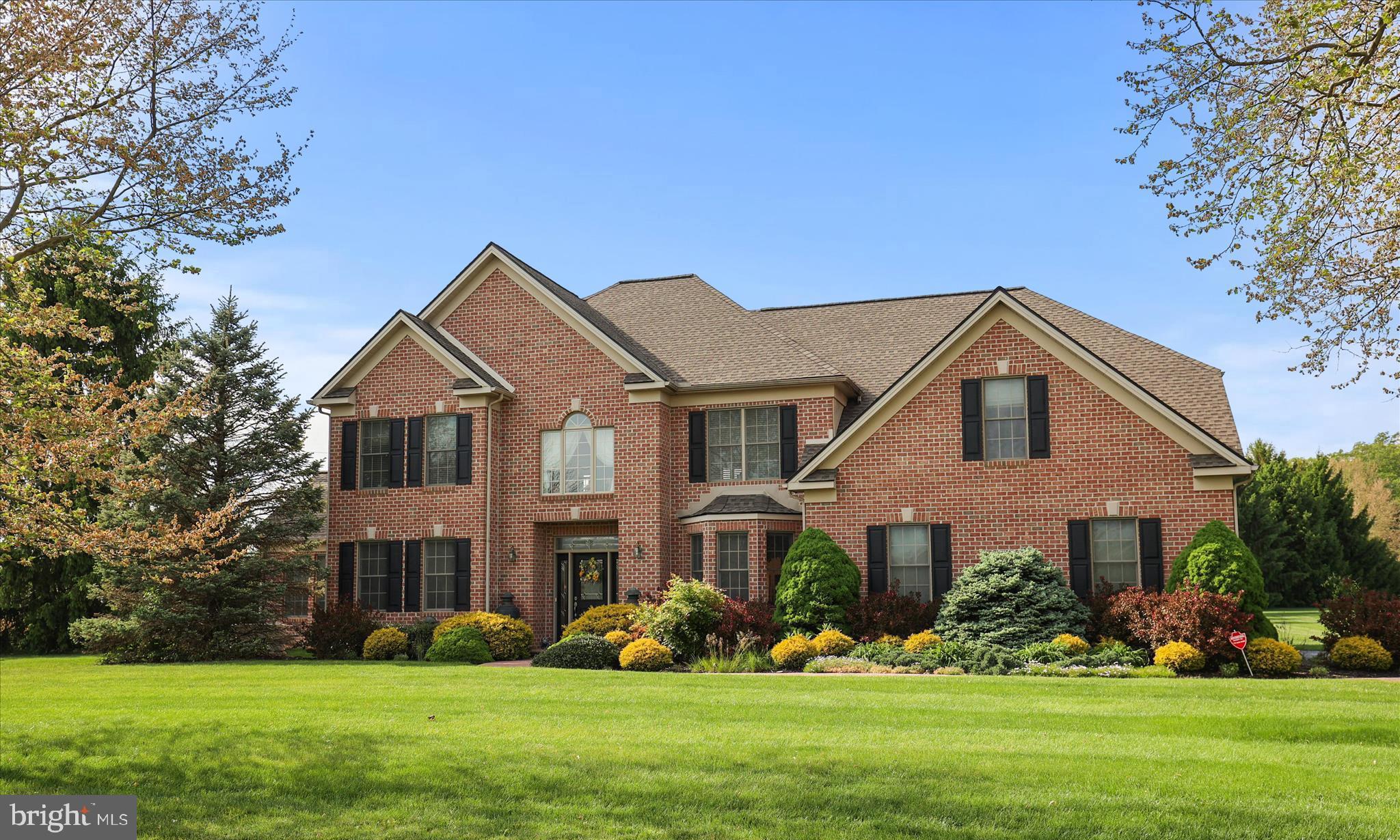 THORNHILL - Residential