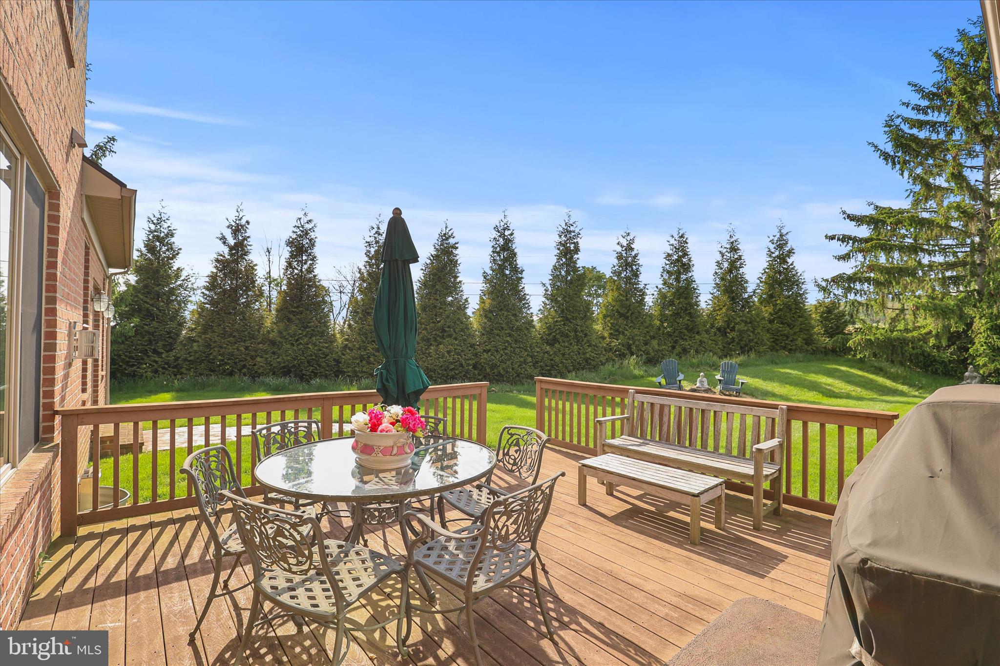 THORNHILL - Residential