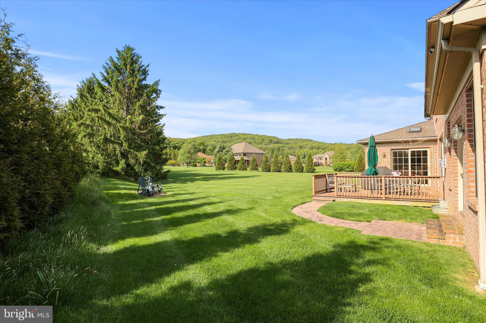 THORNHILL - Residential