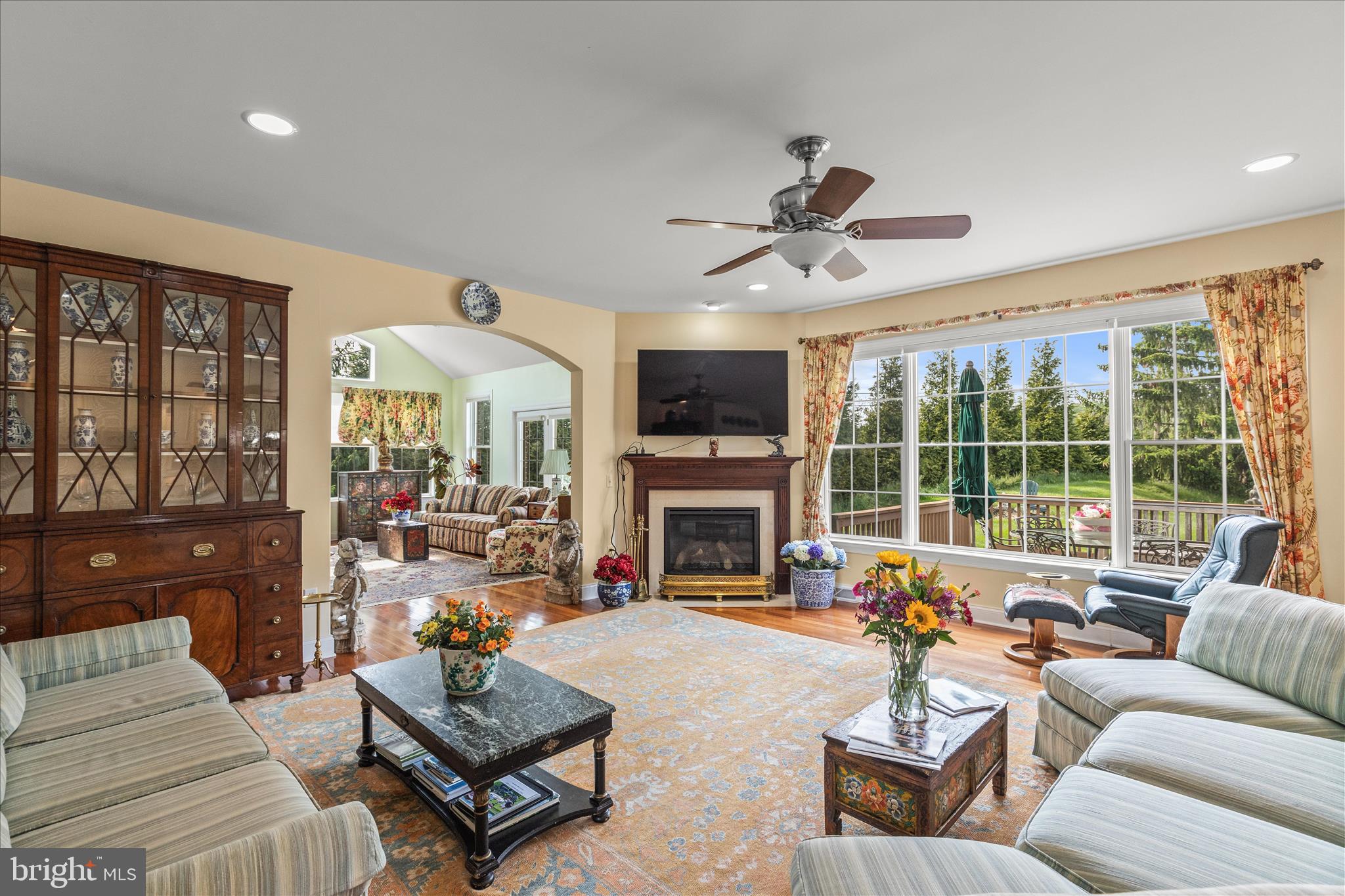 THORNHILL - Residential