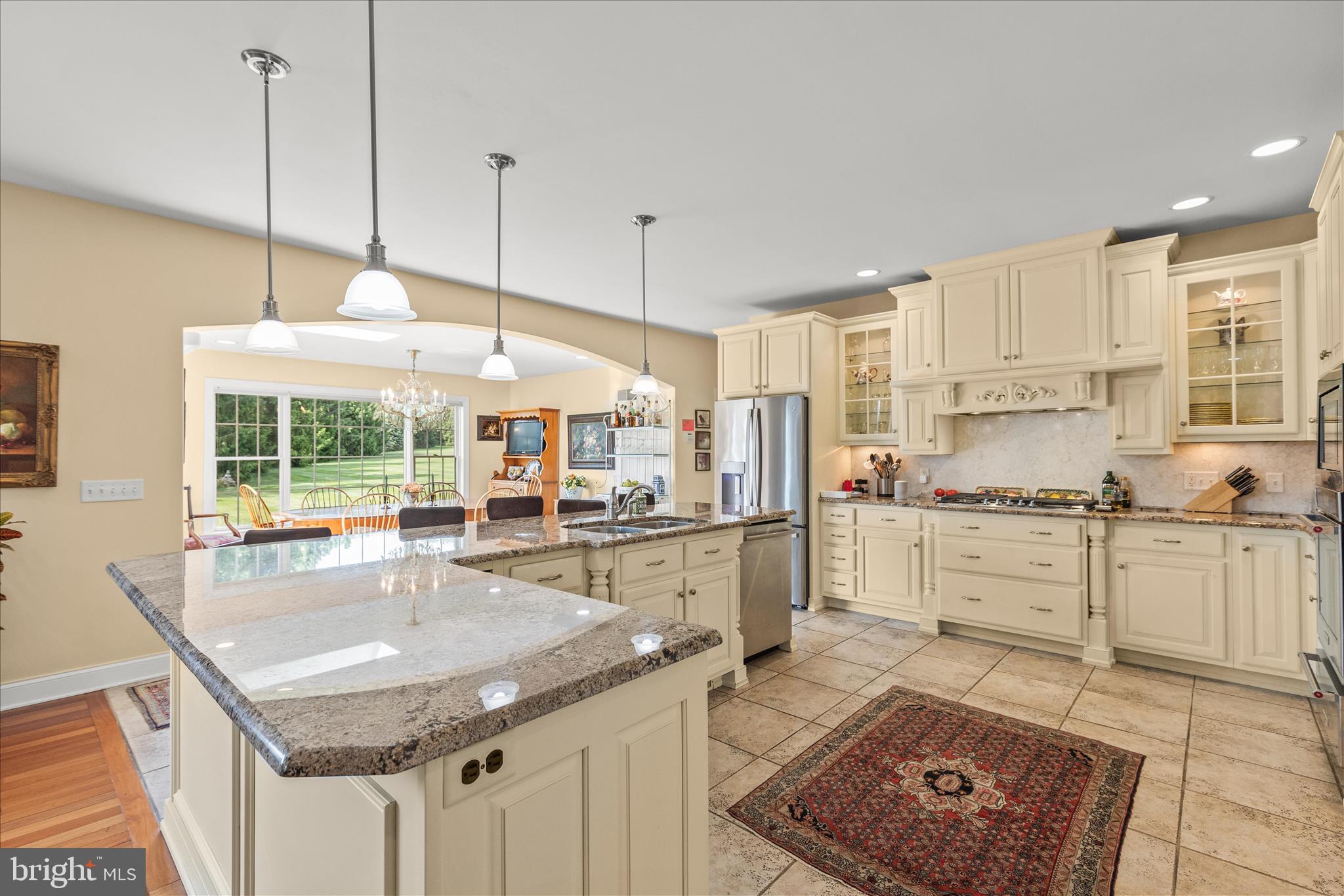 THORNHILL - Residential