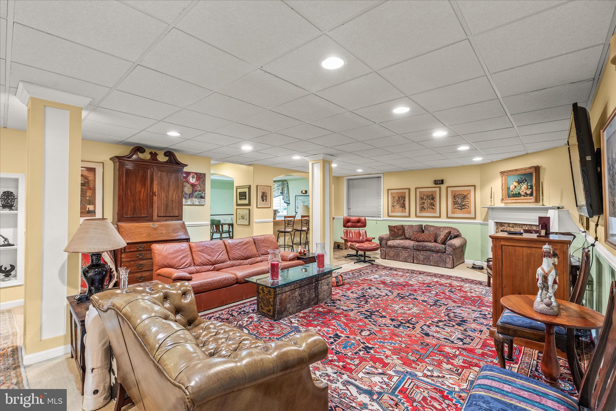 THORNHILL - Residential