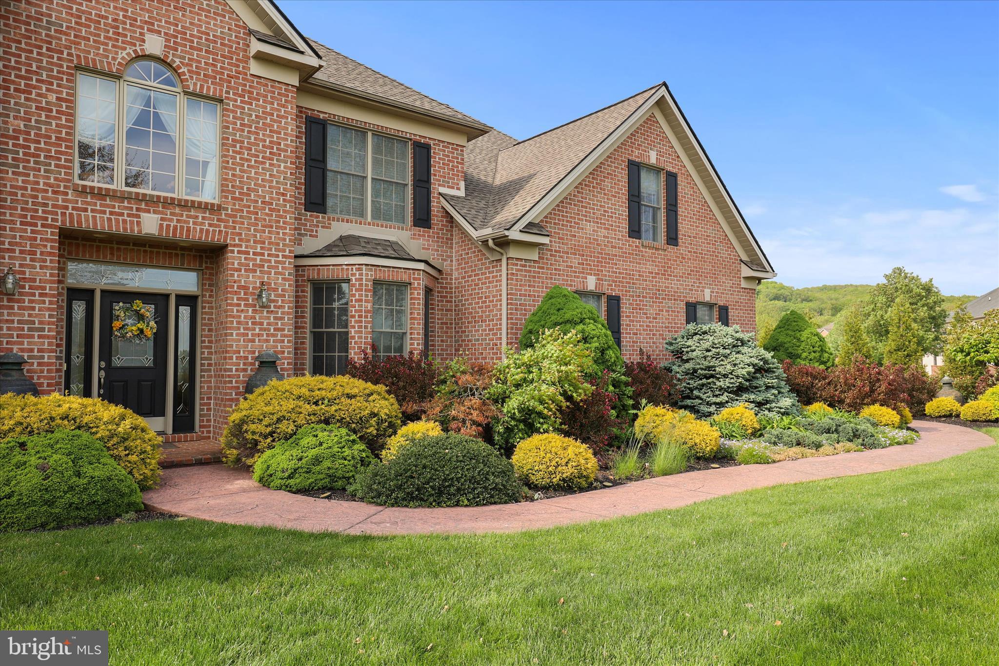 THORNHILL - Residential