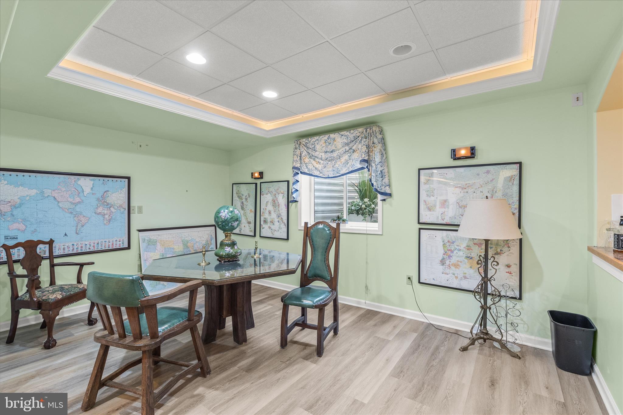 THORNHILL - Residential