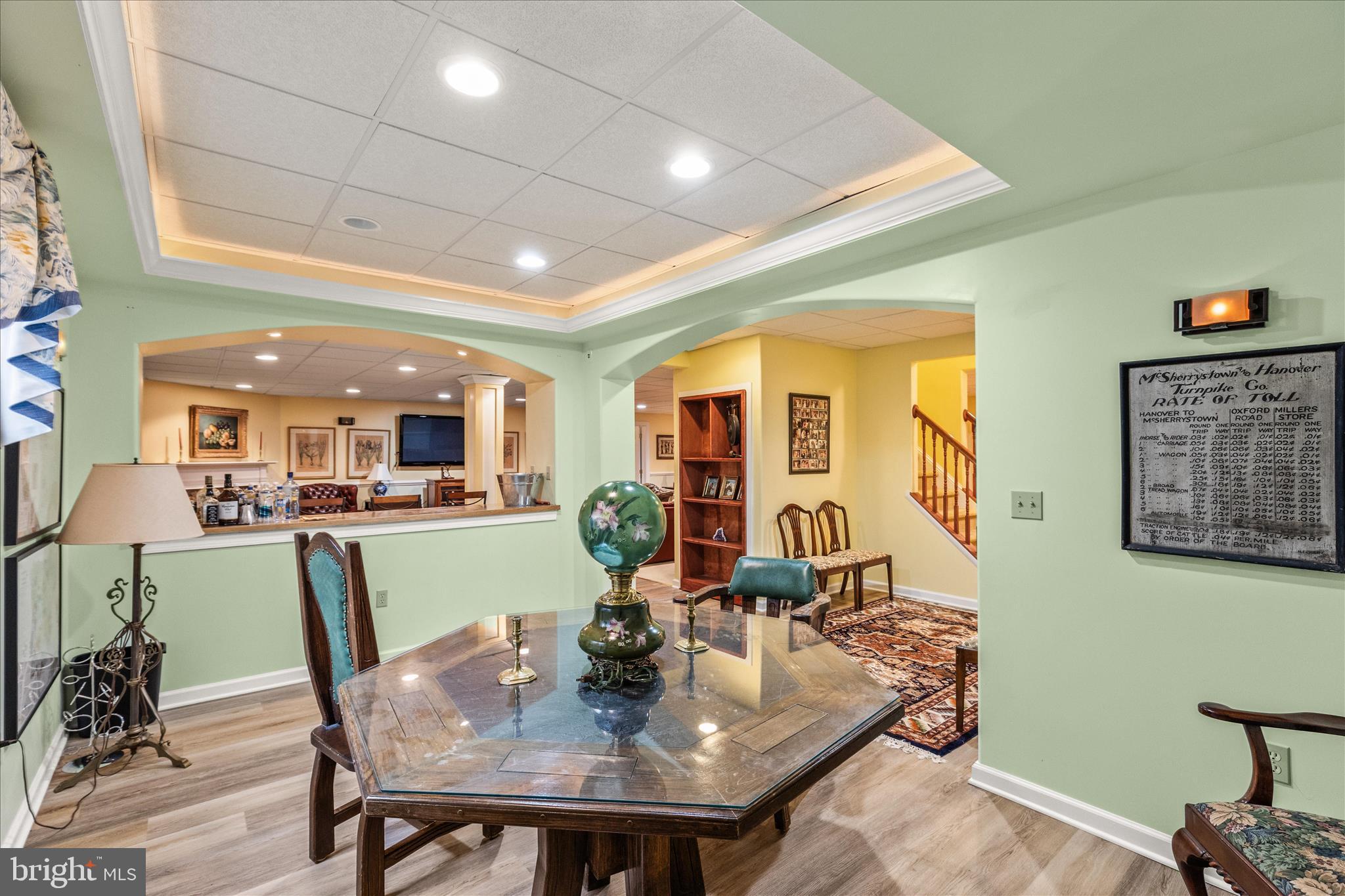 THORNHILL - Residential