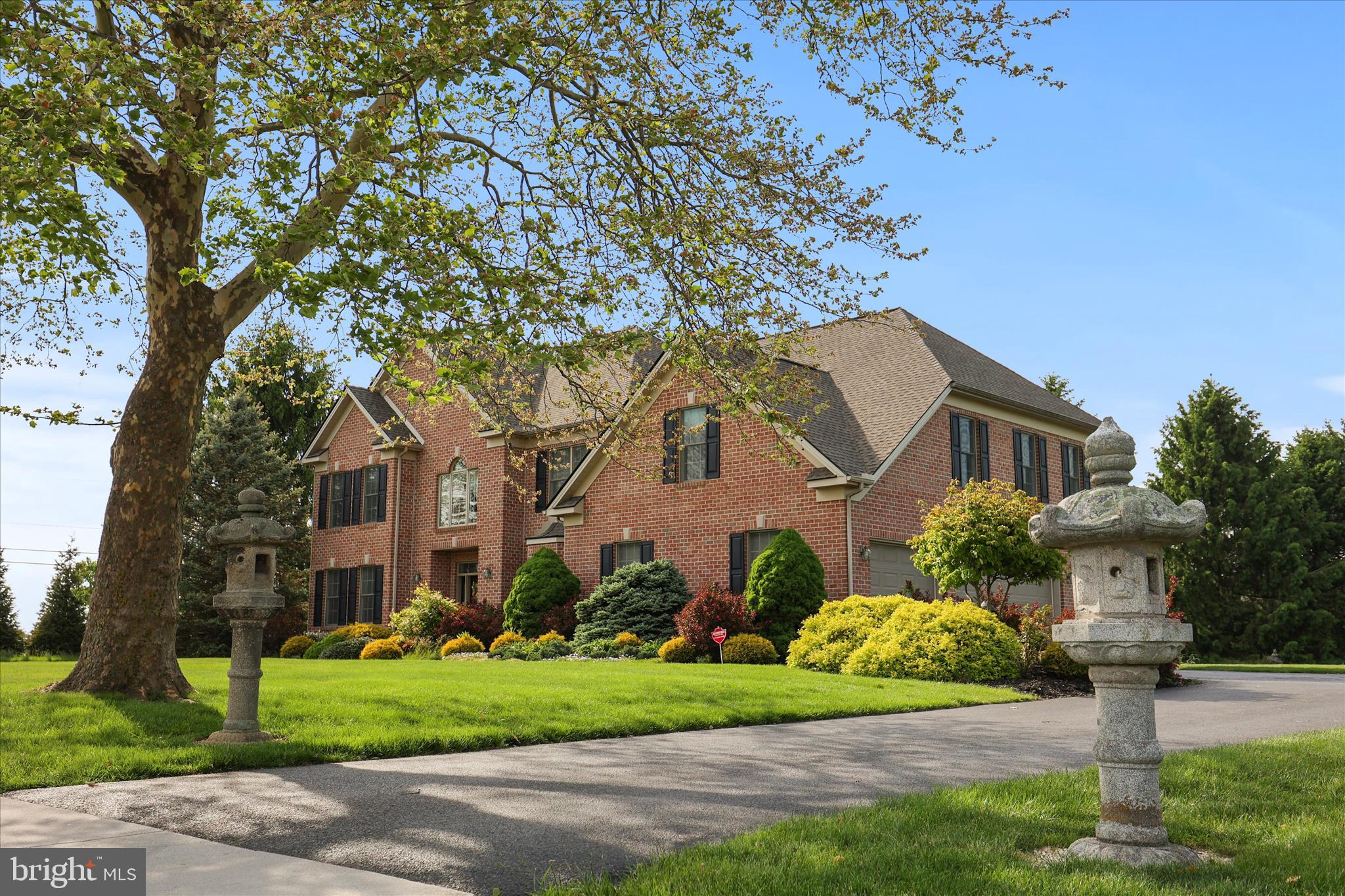 THORNHILL - Residential
