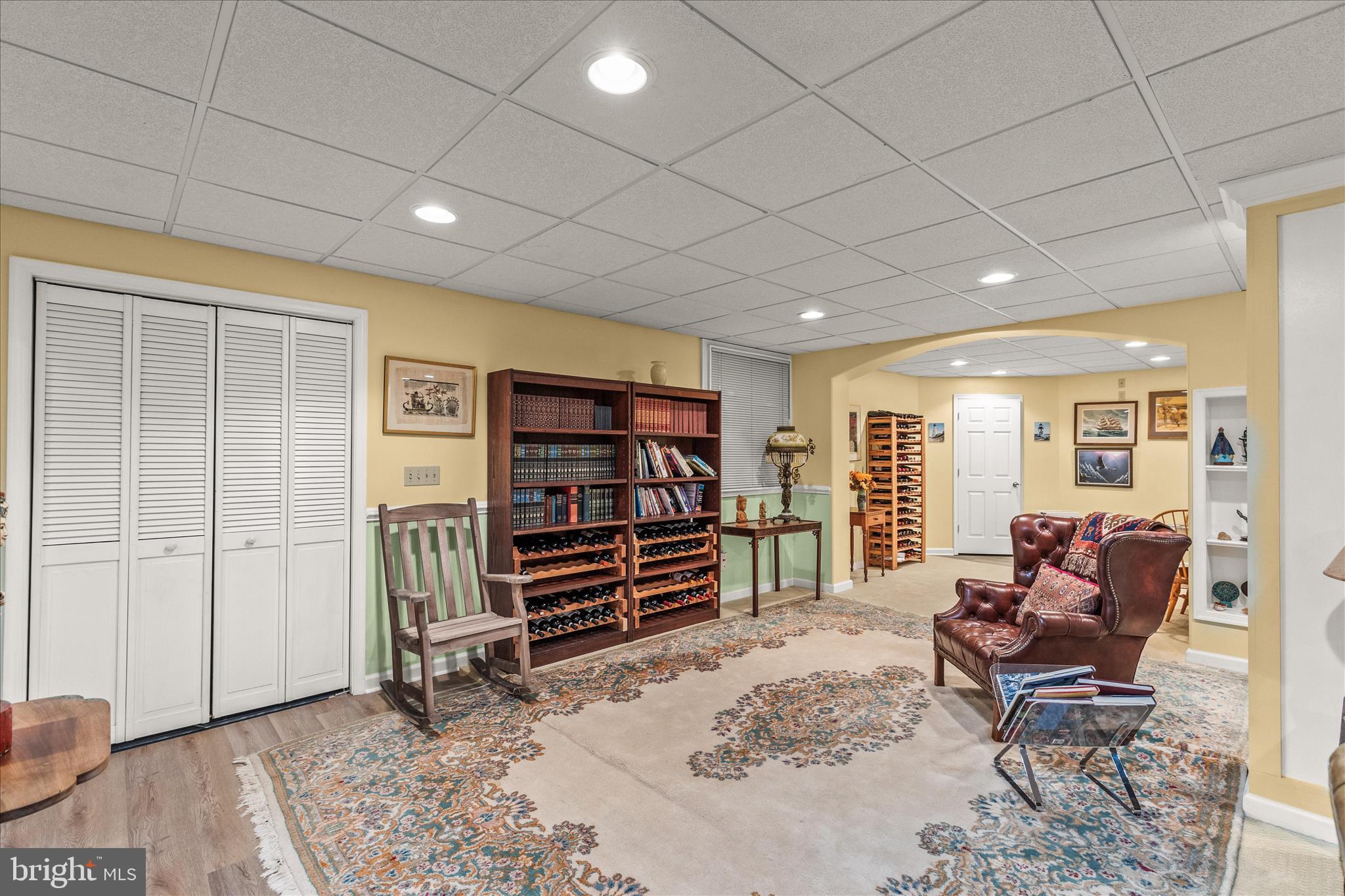 THORNHILL - Residential