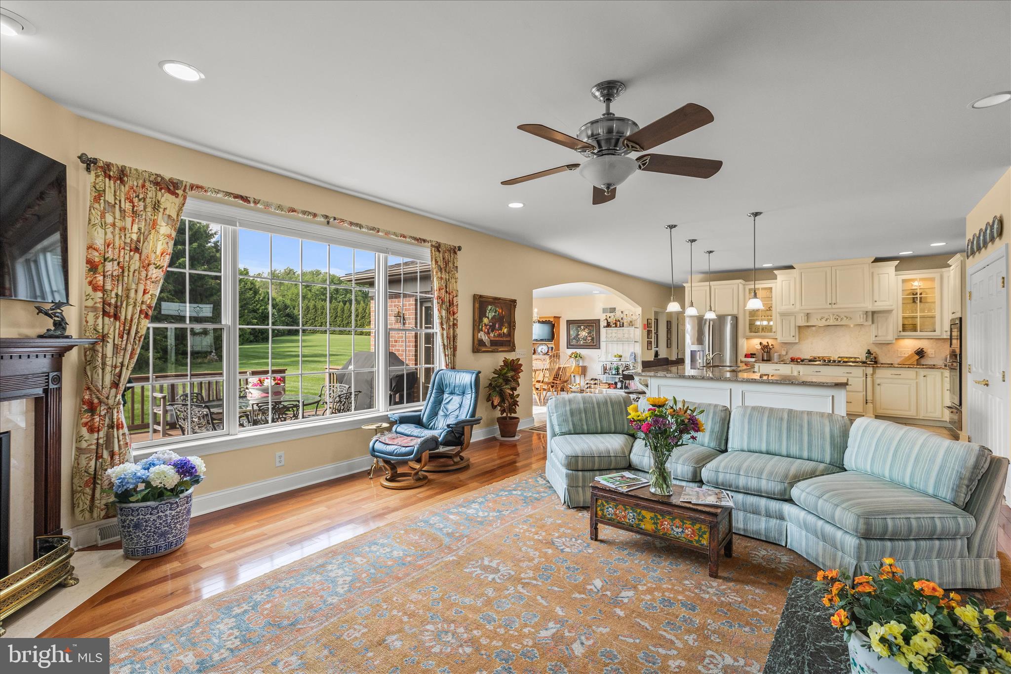 THORNHILL - Residential