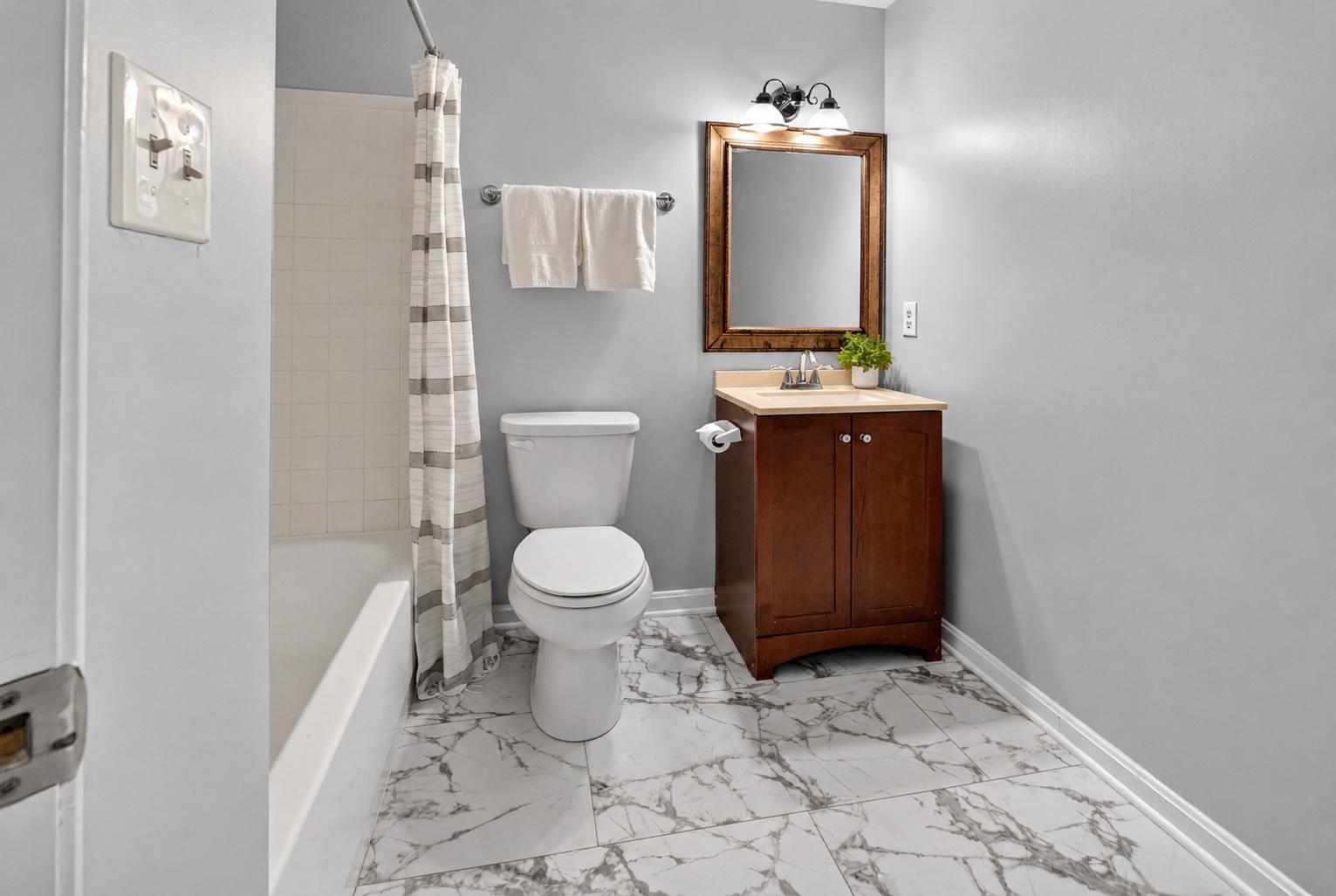 SEVEN OAKS - Residential