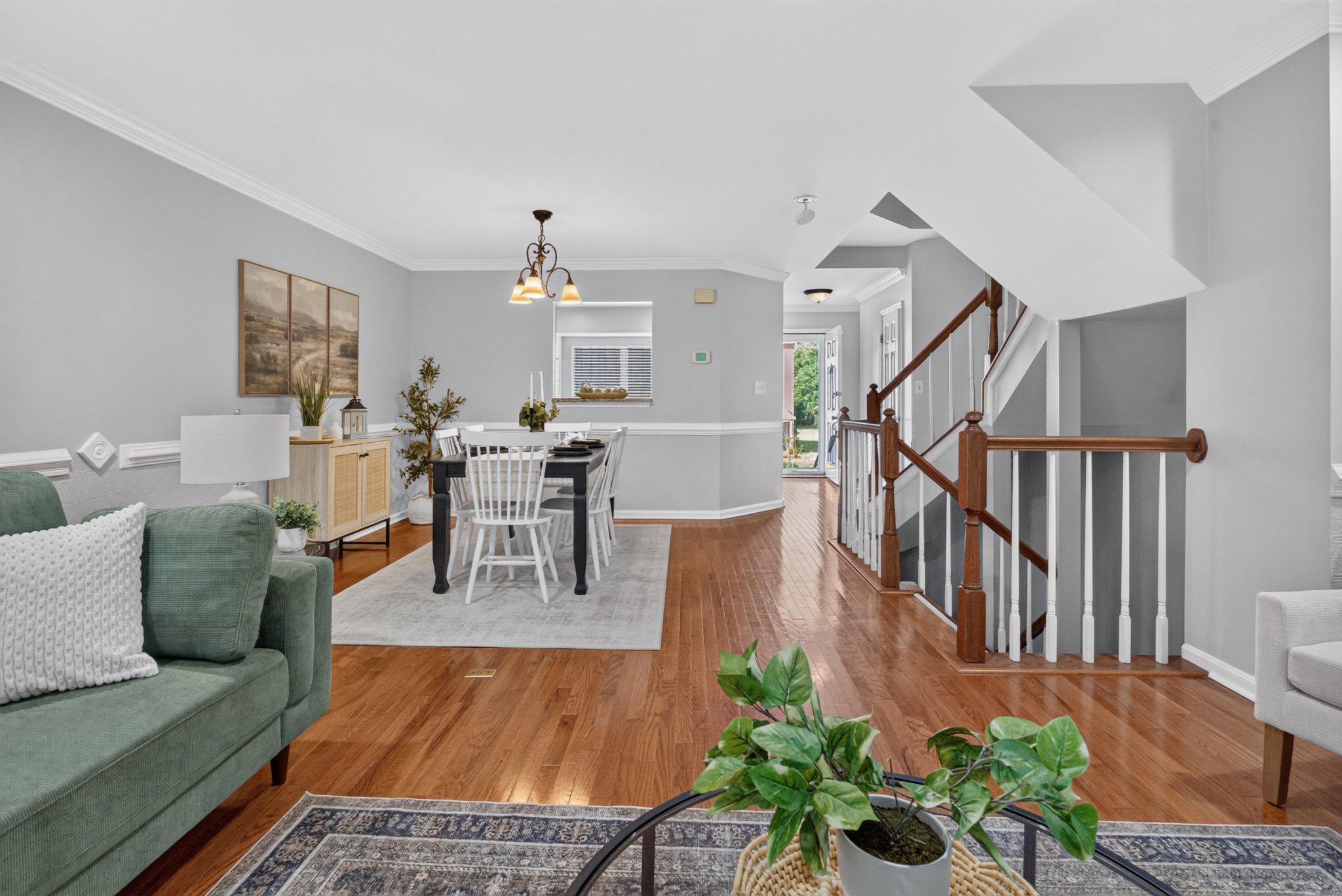 SEVEN OAKS - Residential