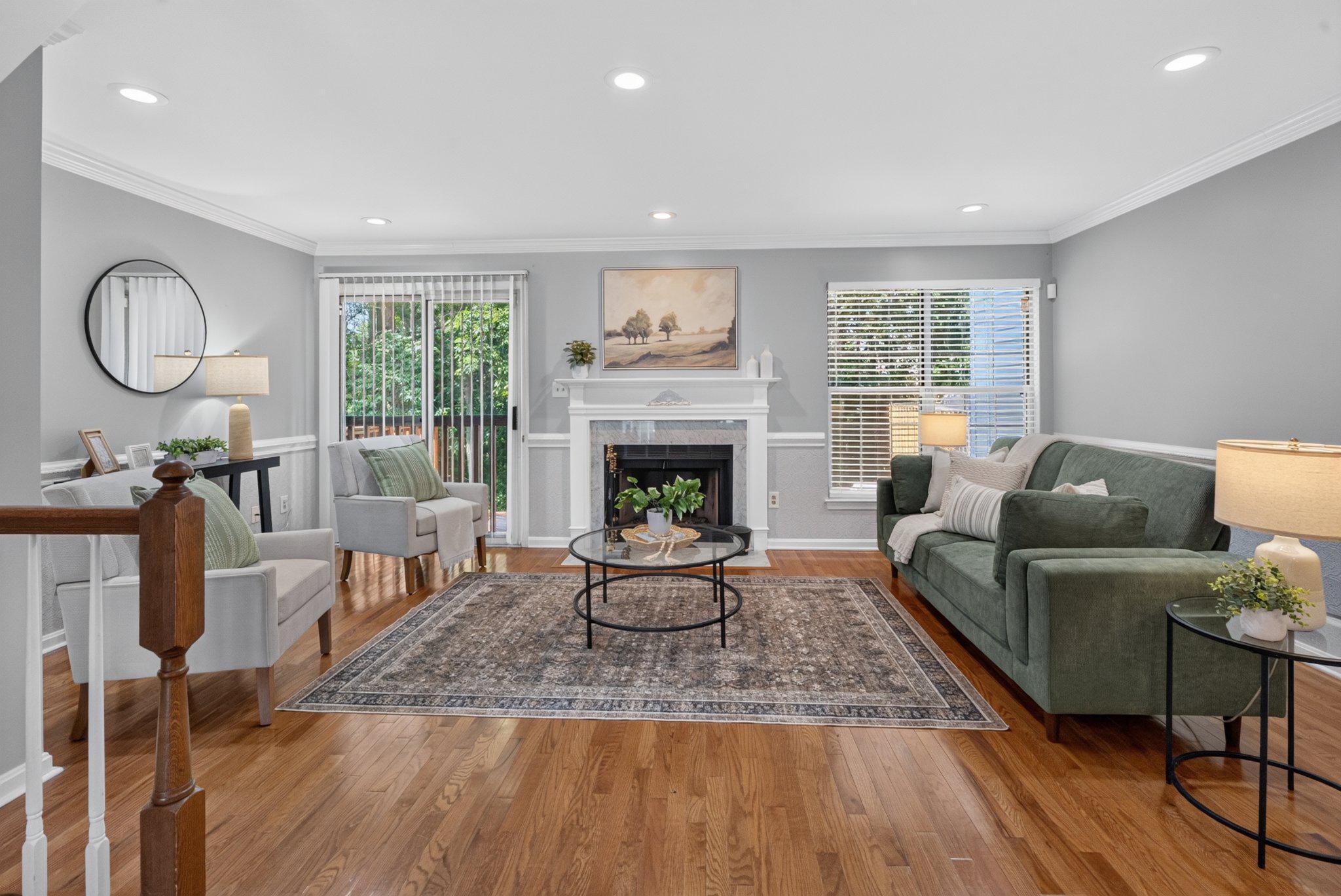 SEVEN OAKS - Residential