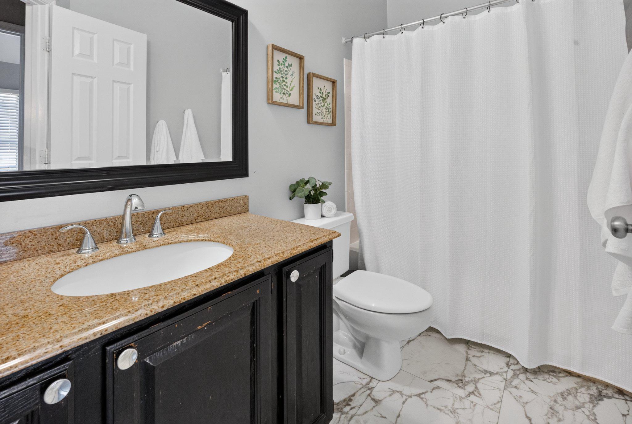 SEVEN OAKS - Residential