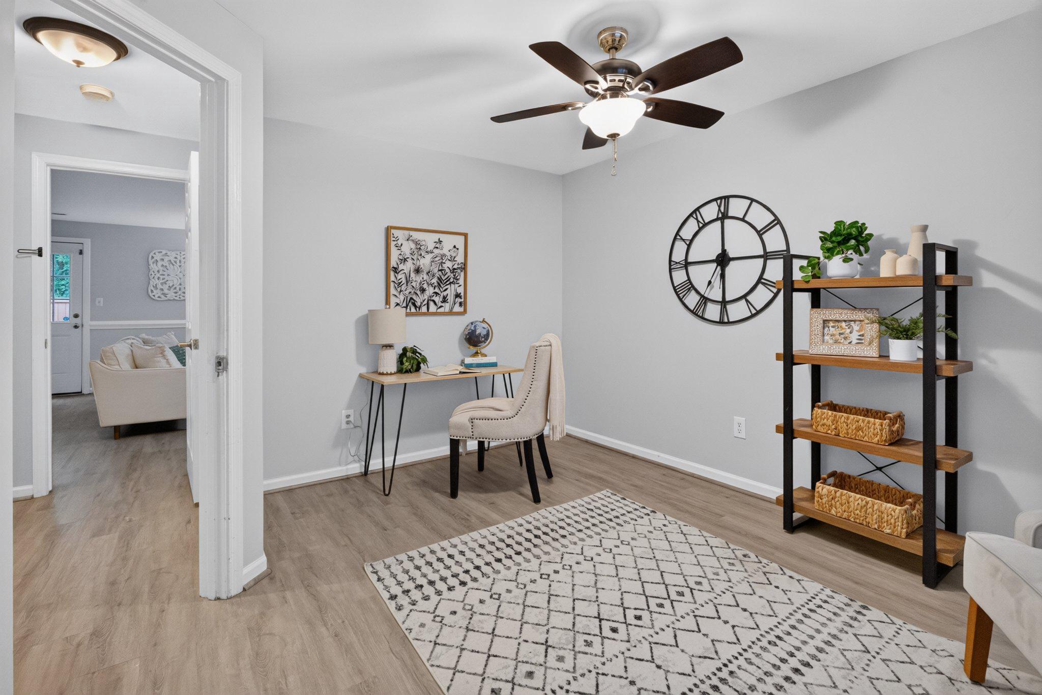 SEVEN OAKS - Residential