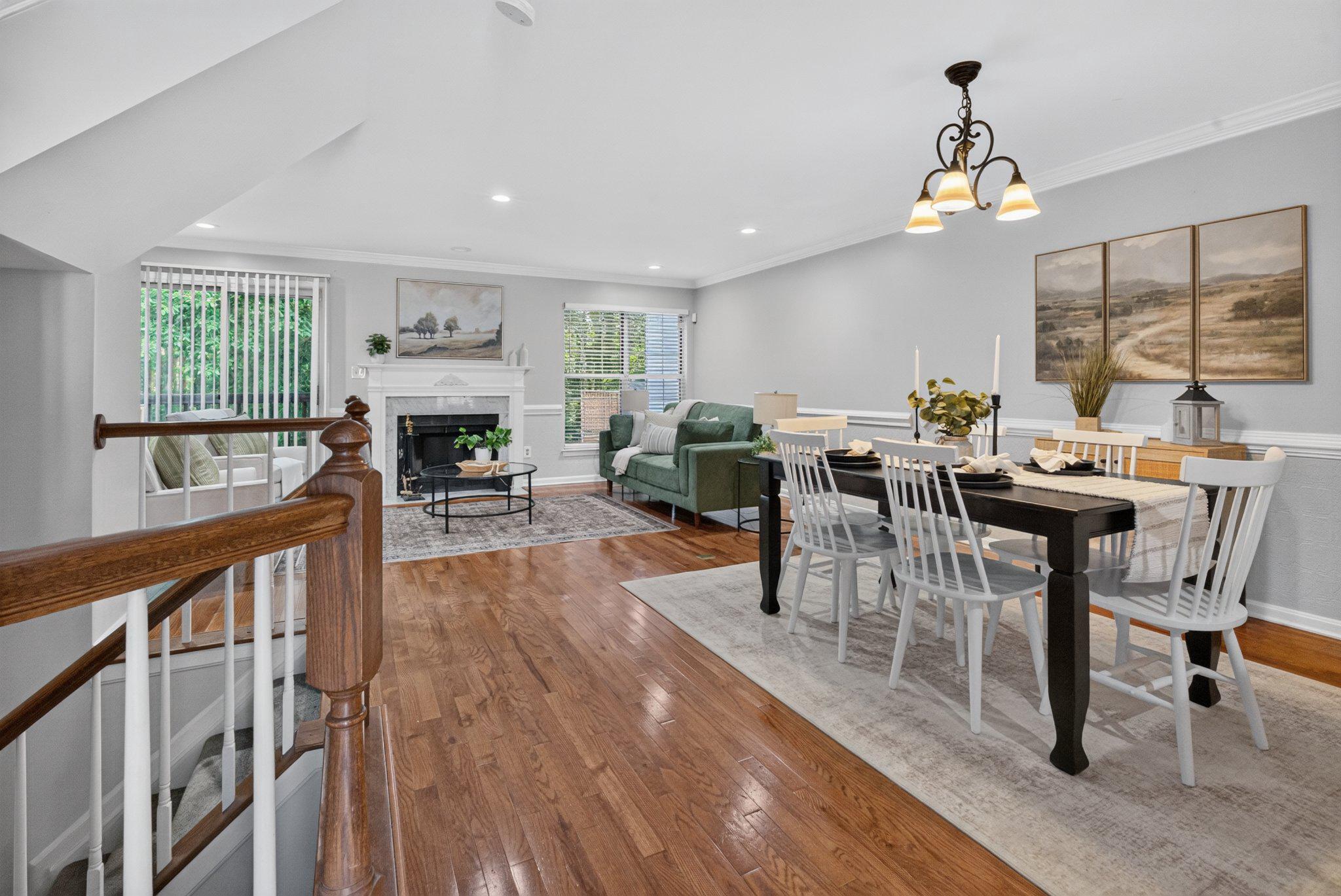 SEVEN OAKS - Residential
