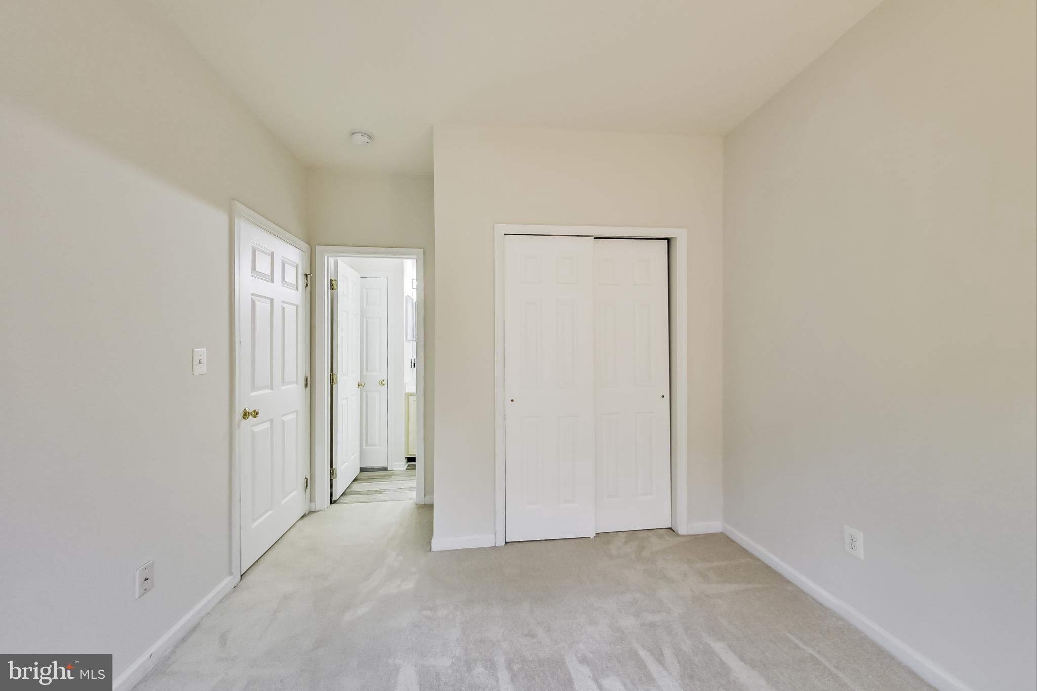 AMBERLEA AT SOUTH RIDING - Residential