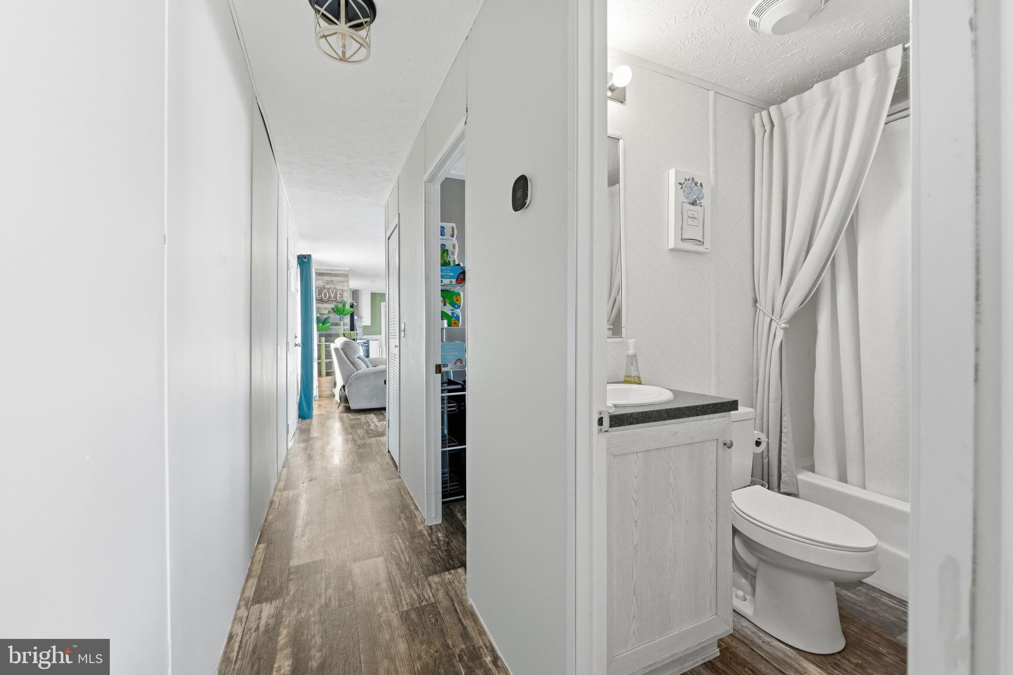 MURRAY MANOR II - Residential
