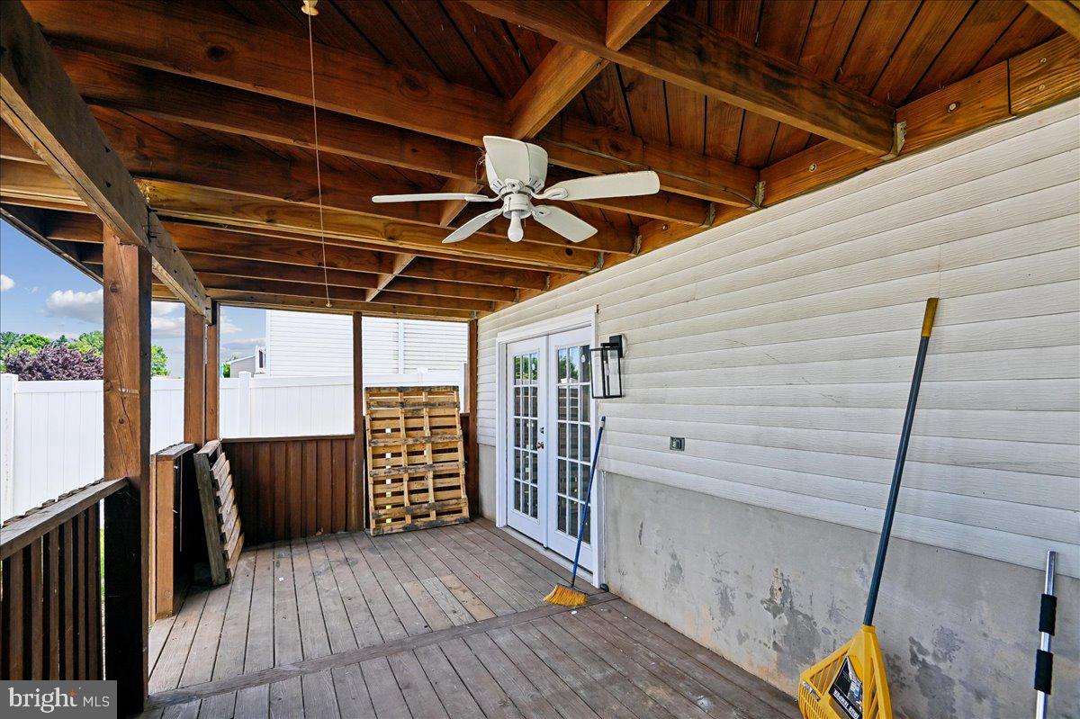 OAKHURST - Residential