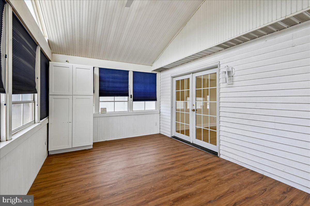 OAKHURST - Residential