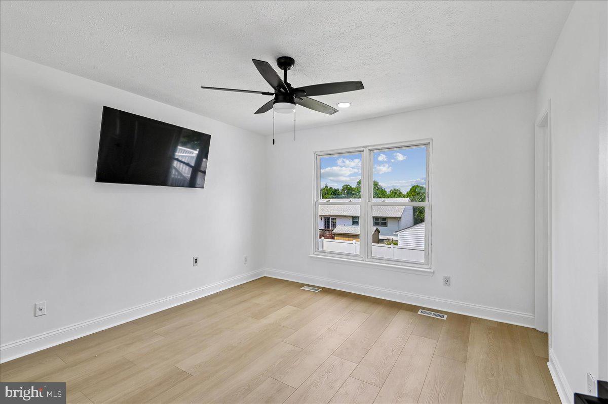 OAKHURST - Residential