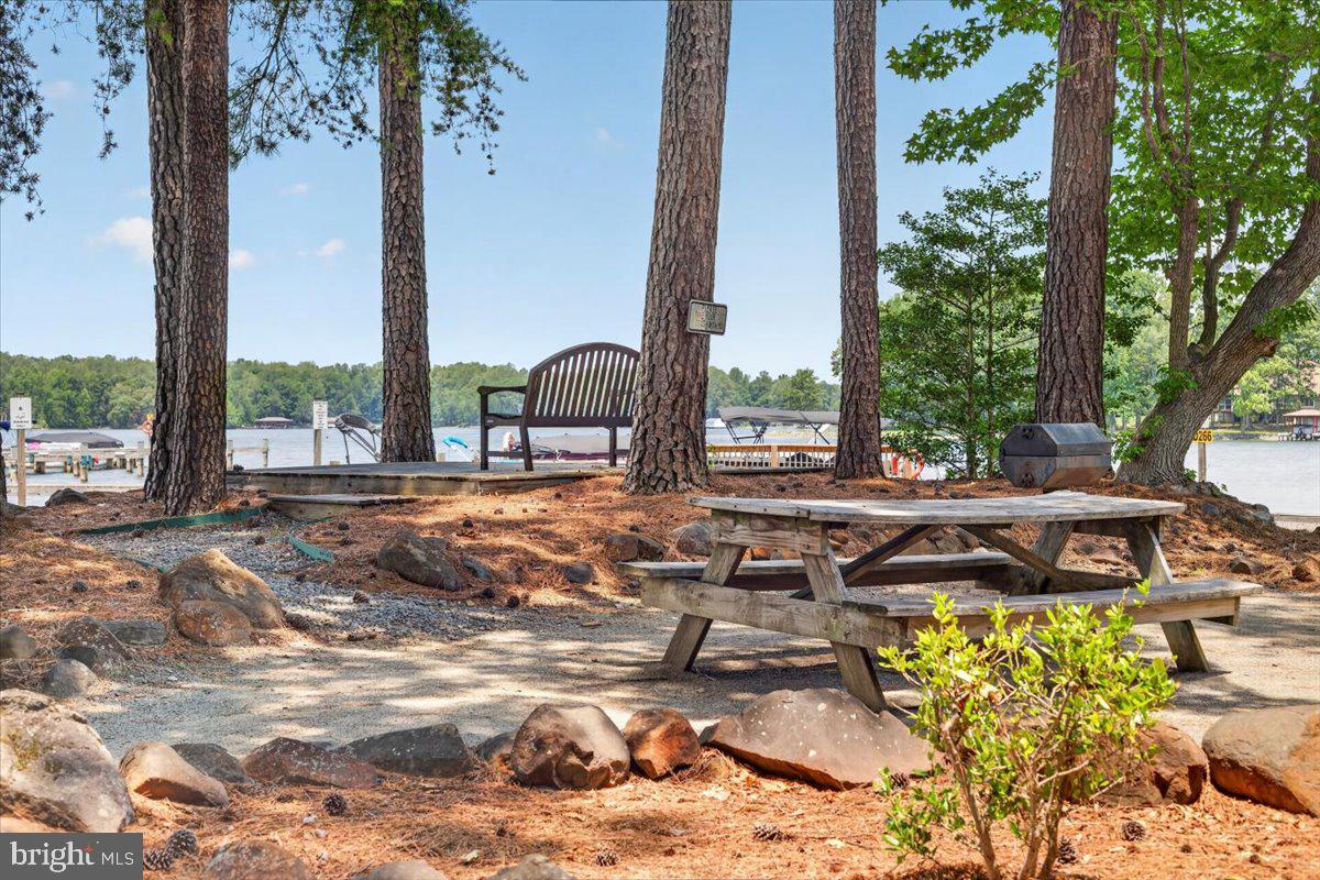 JERDONE ISLAND - Residential