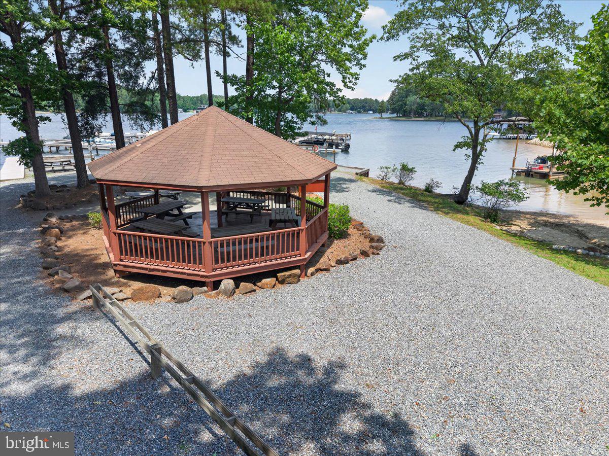 JERDONE ISLAND - Residential