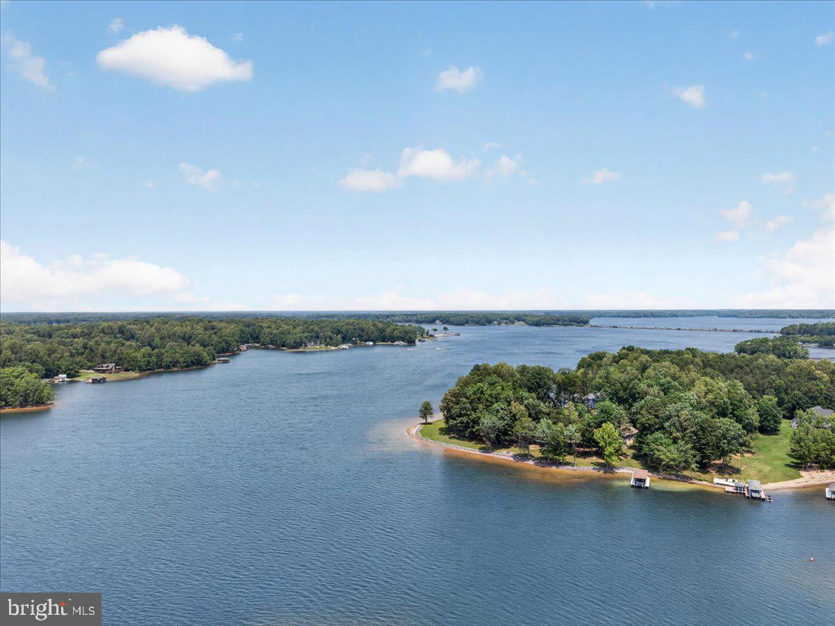 JERDONE ISLAND - Residential
