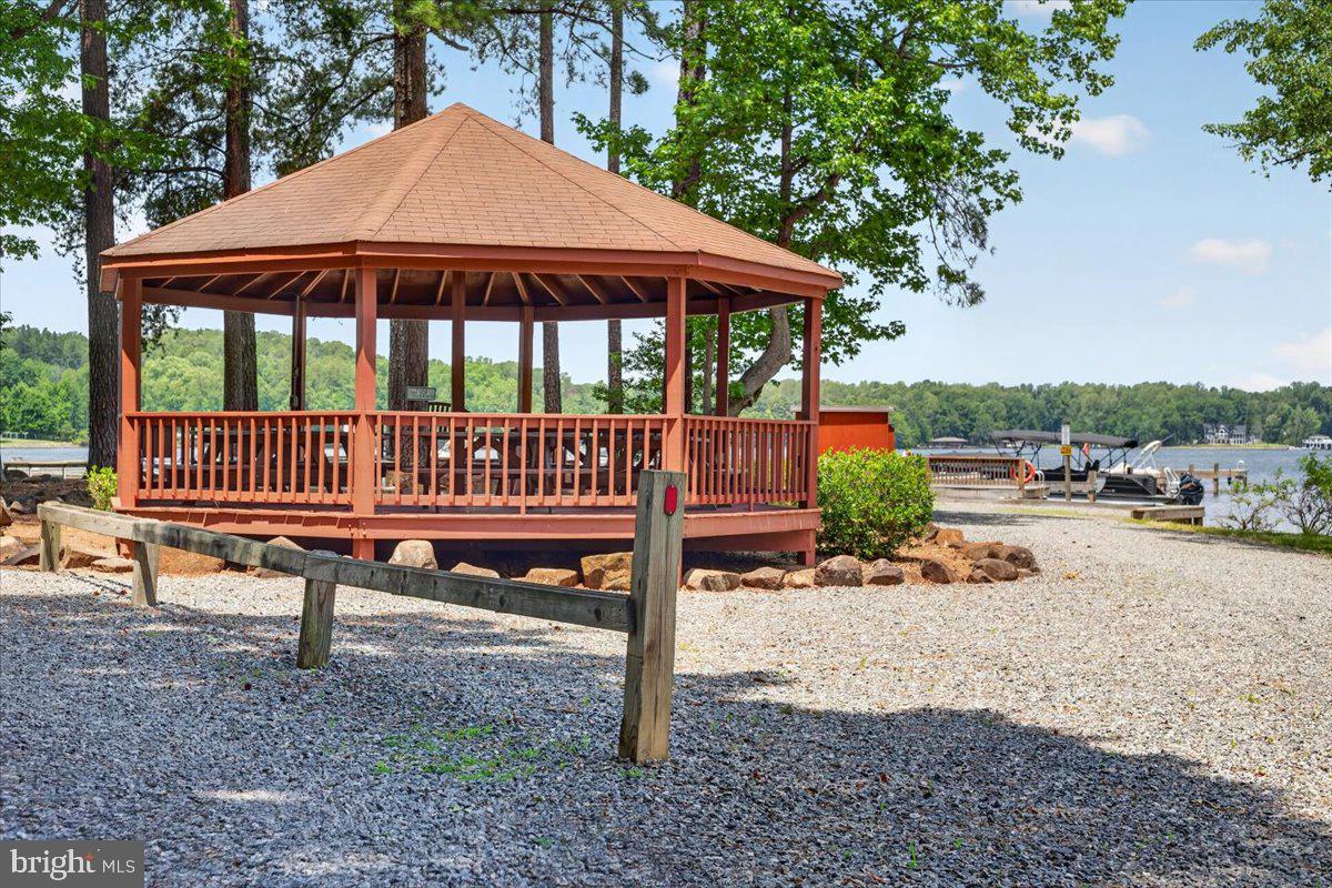 JERDONE ISLAND - Residential