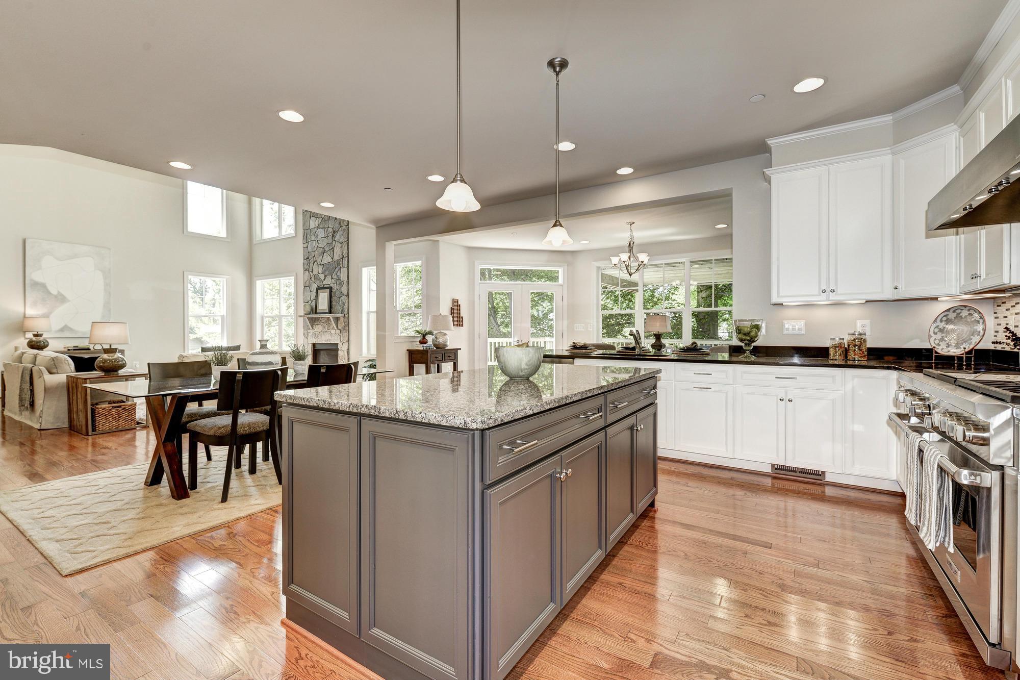 KENWOOD PARK - Residential