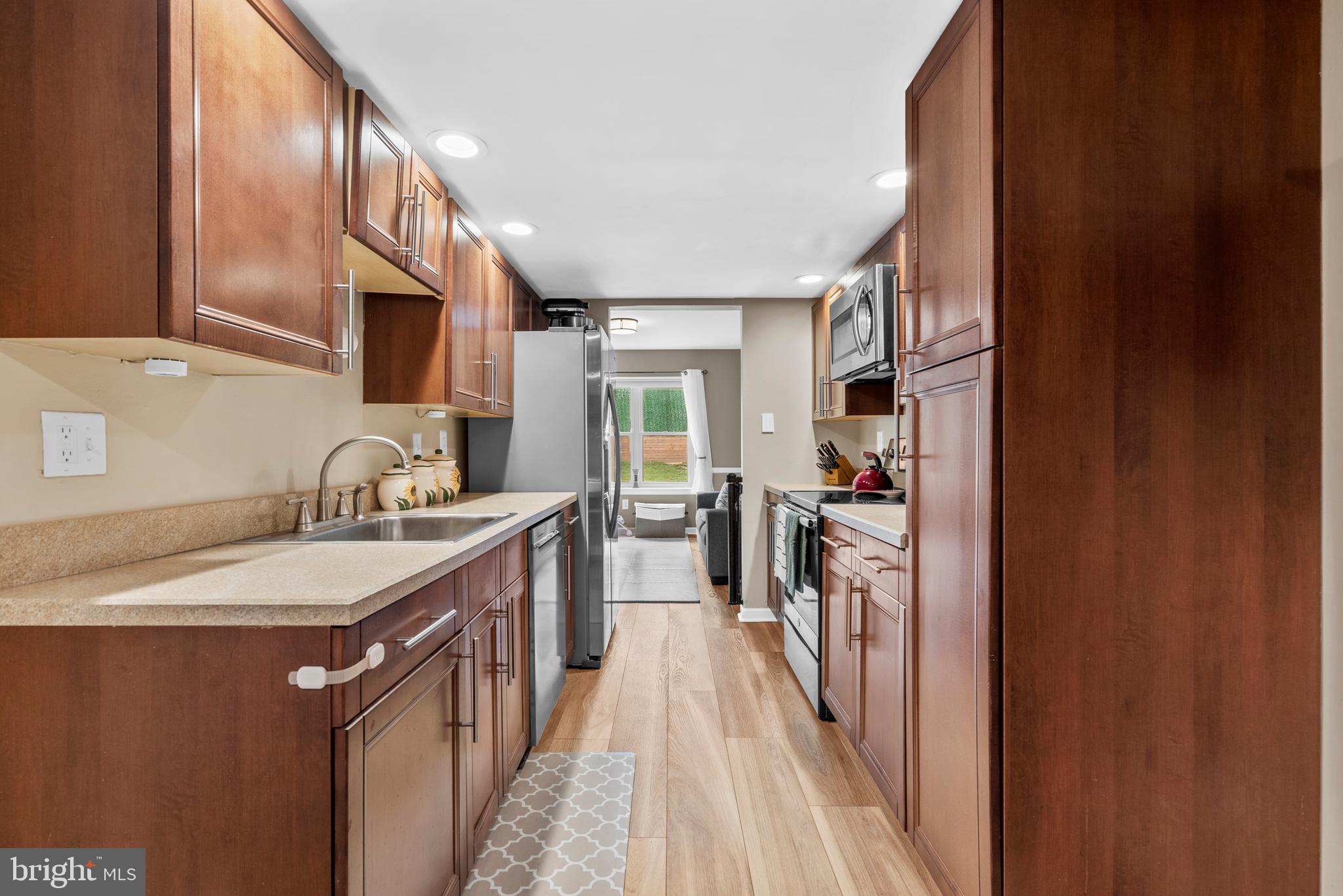 TAREYTON ESTATES - Residential