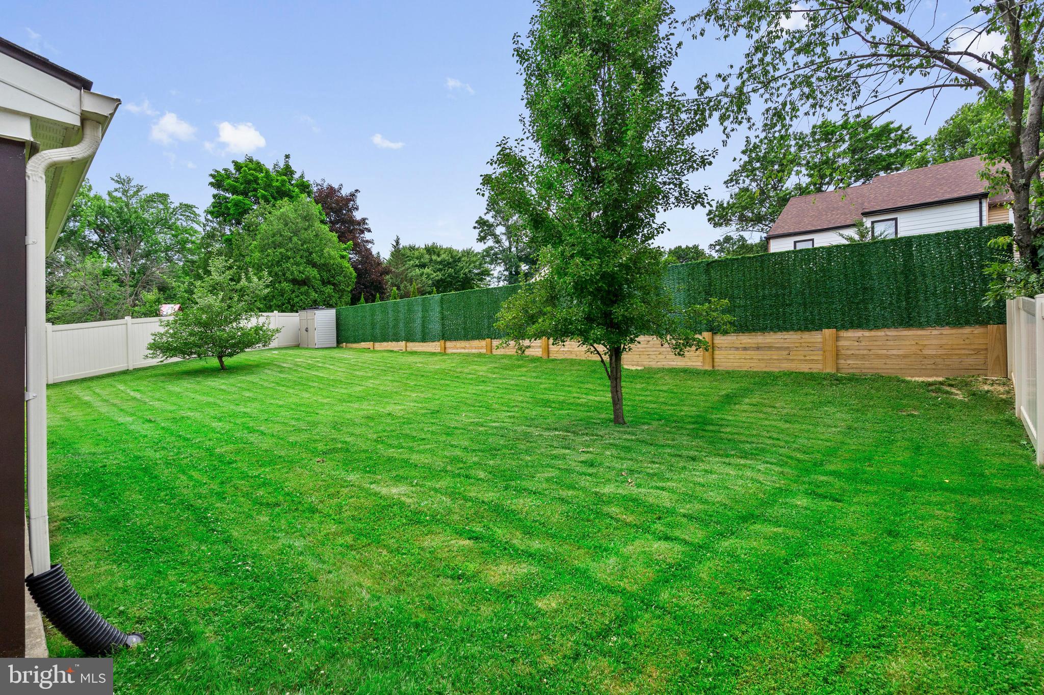 TAREYTON ESTATES - Residential