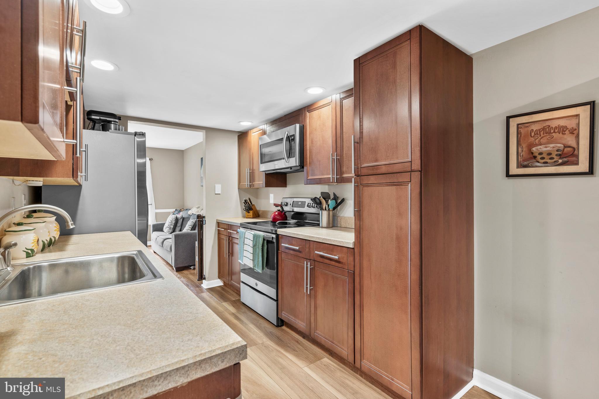 TAREYTON ESTATES - Residential