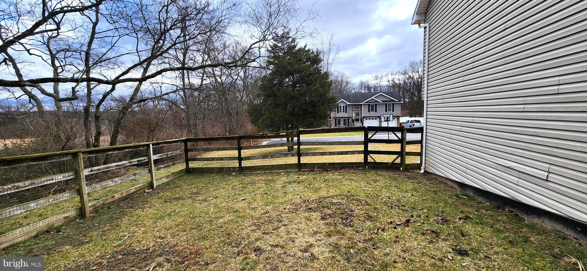 NORTH NEWTON HILLS - Residential