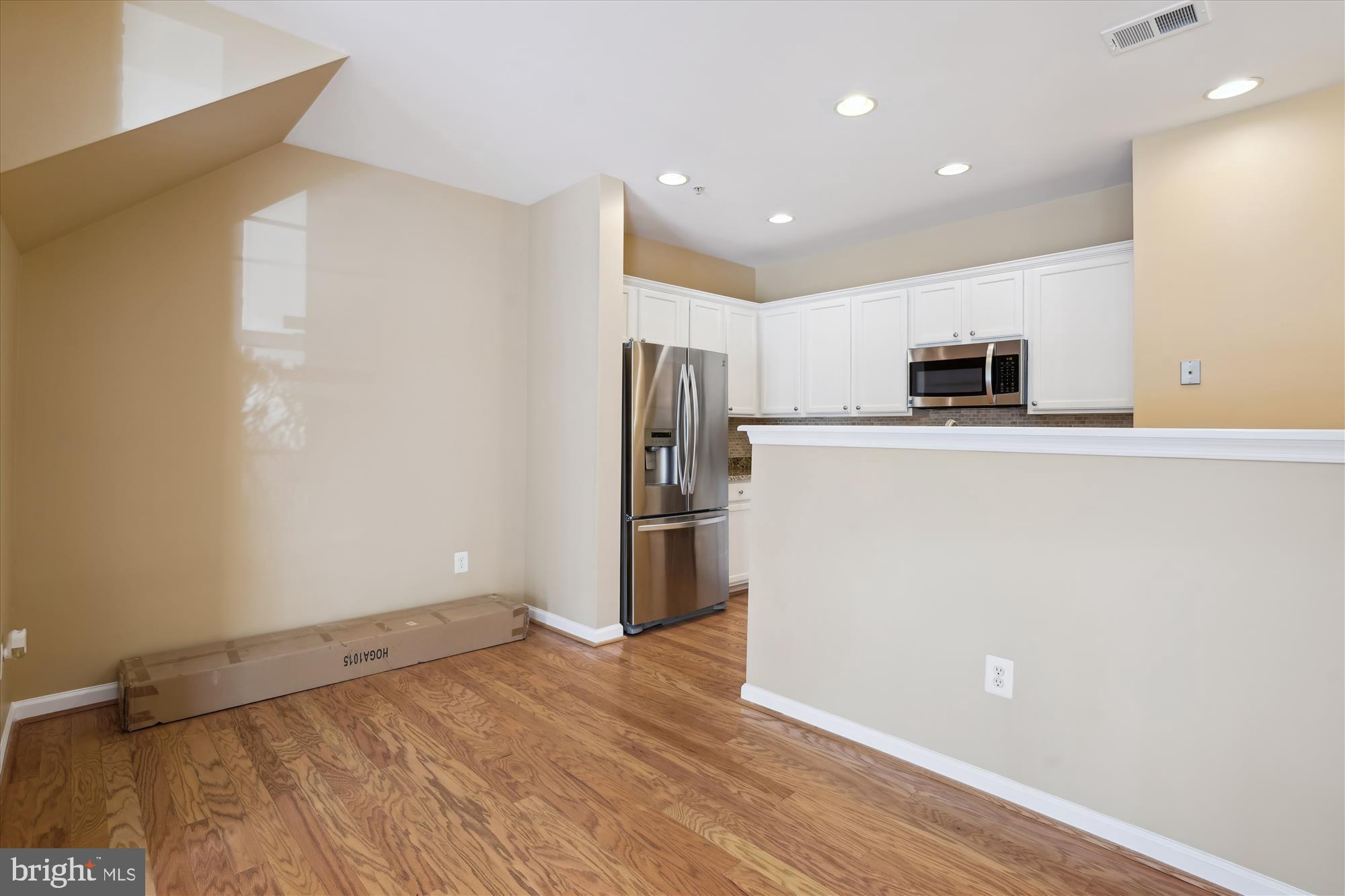 LAKELANDS - Residential
