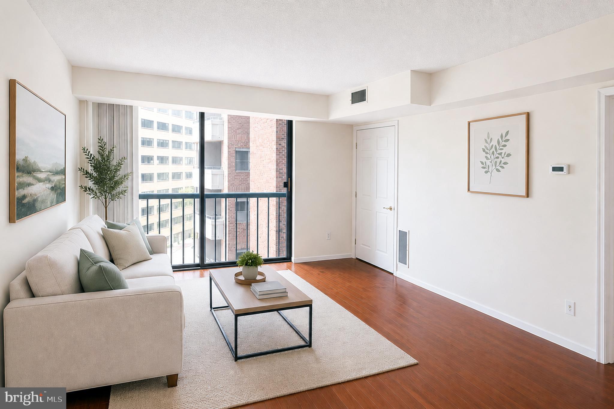 THE CHRISTOPHER - Residential
