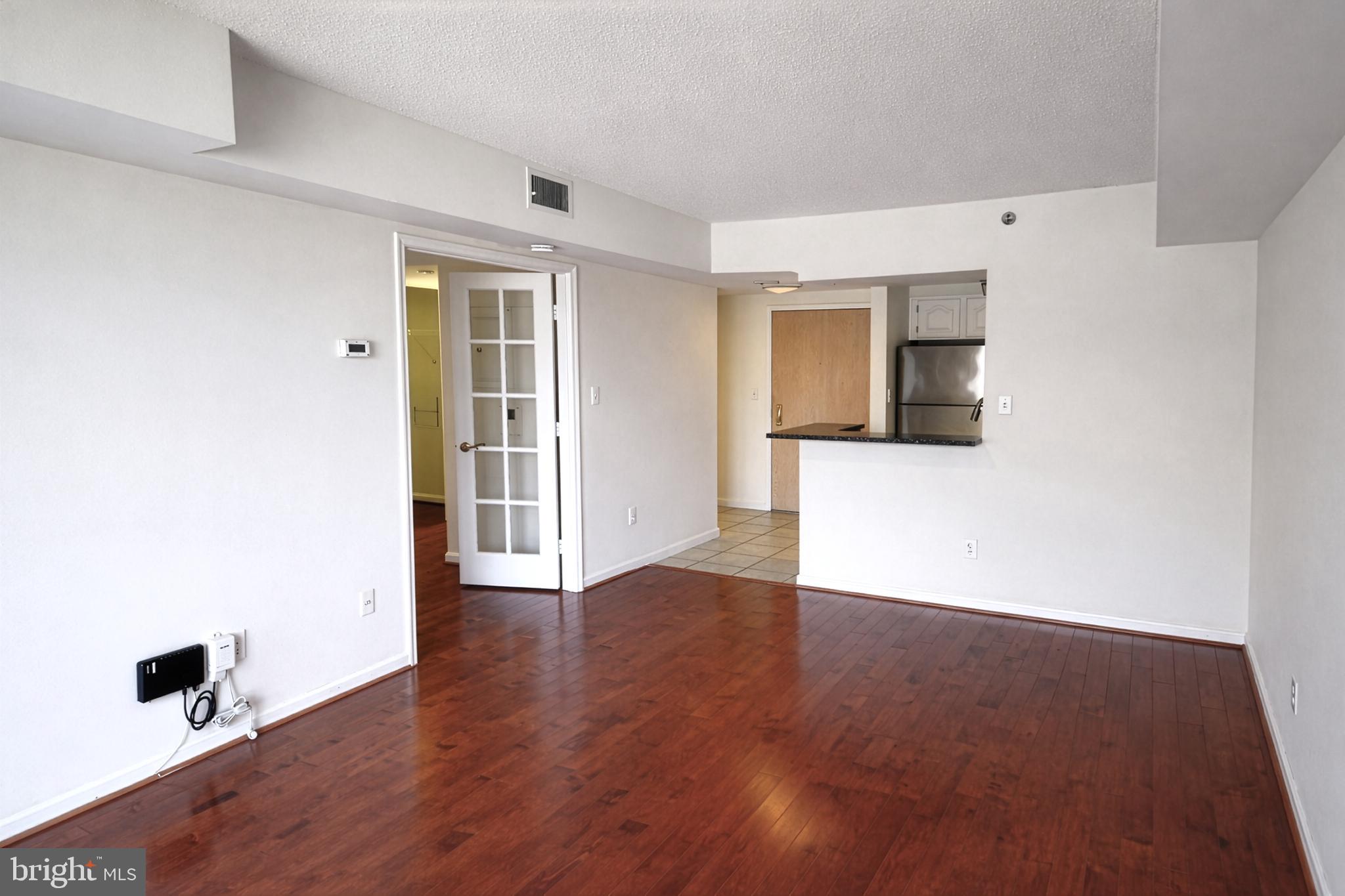 THE CHRISTOPHER - Residential