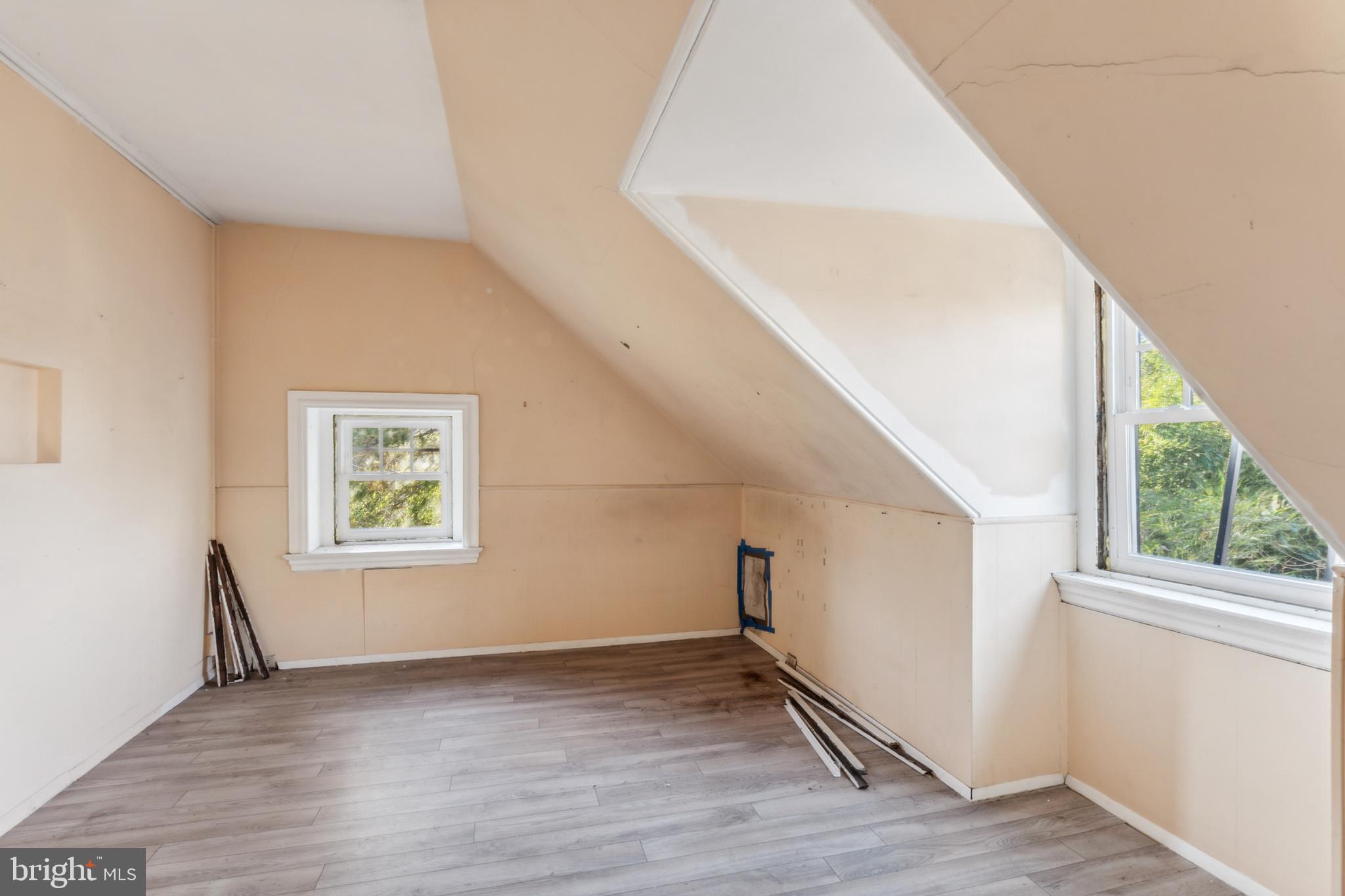 GERMANTOWN - Residential