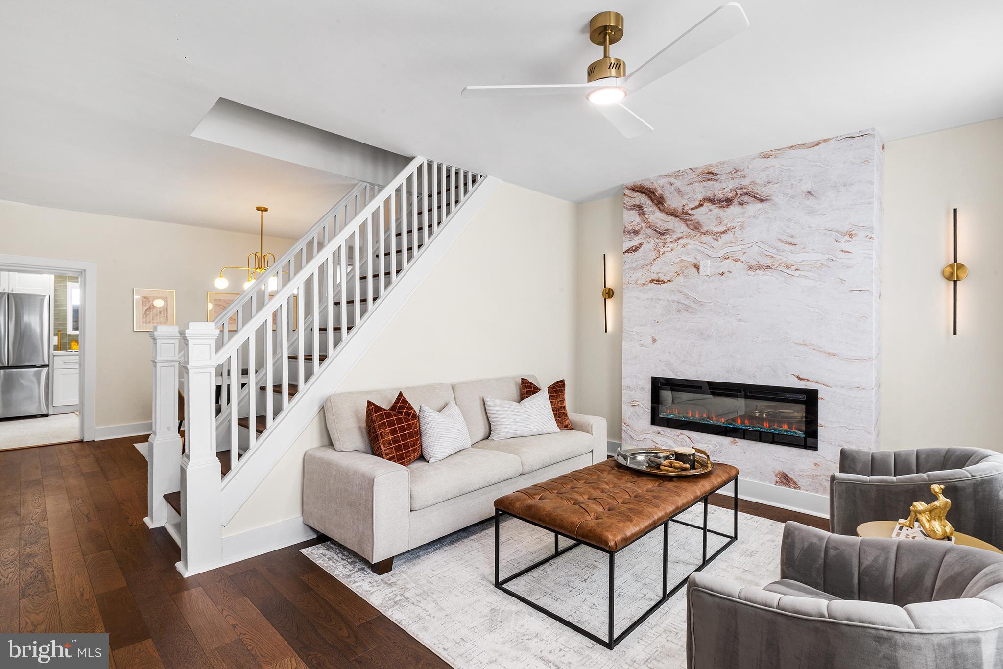 EAST KENSINGTON - Residential