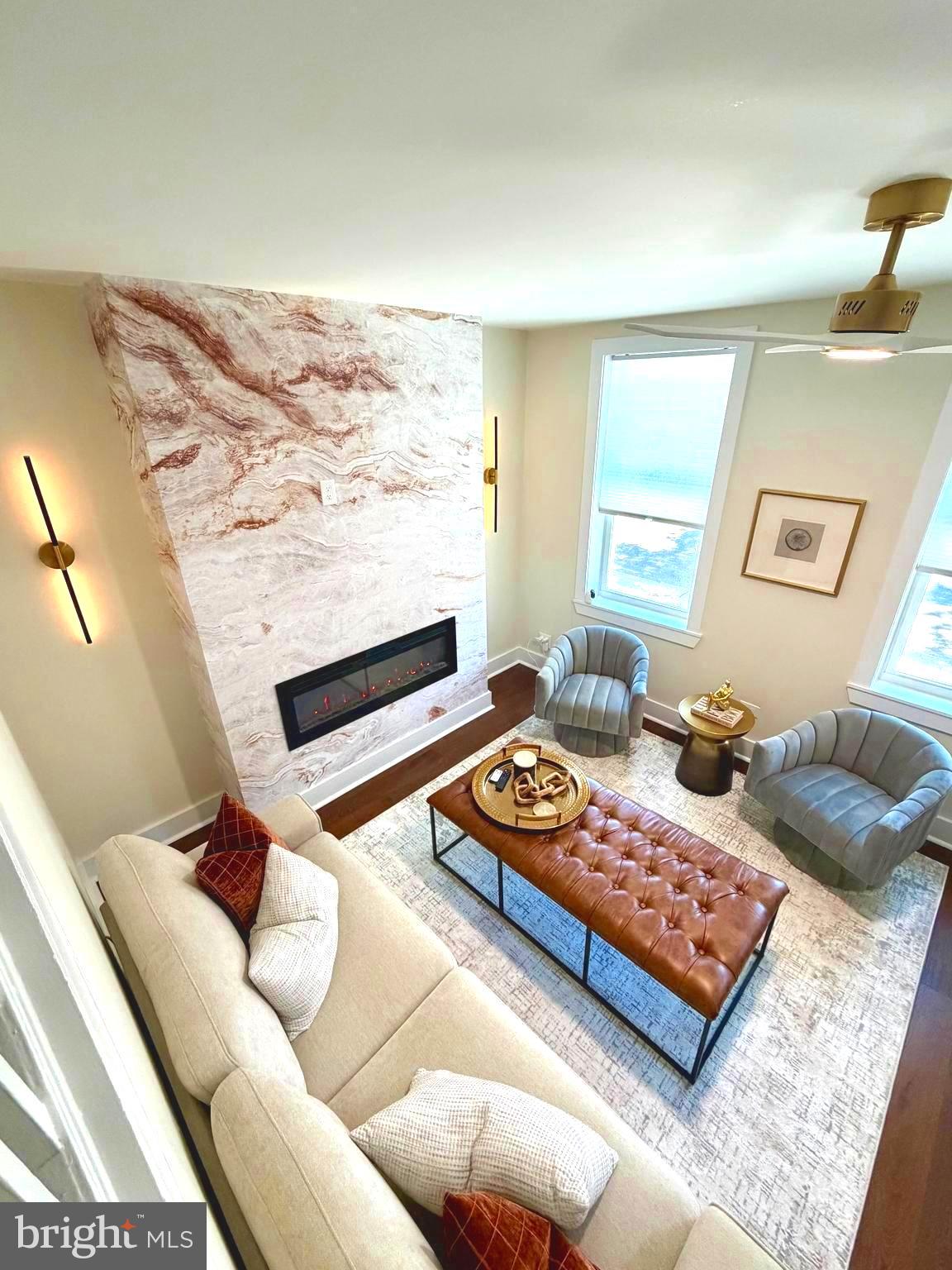 EAST KENSINGTON - Residential
