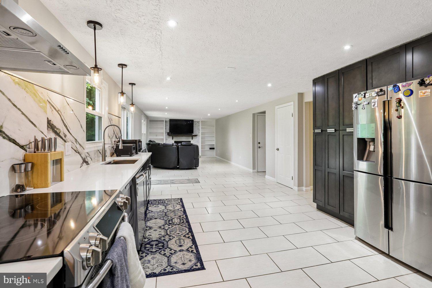 MEADOWVALE - Residential