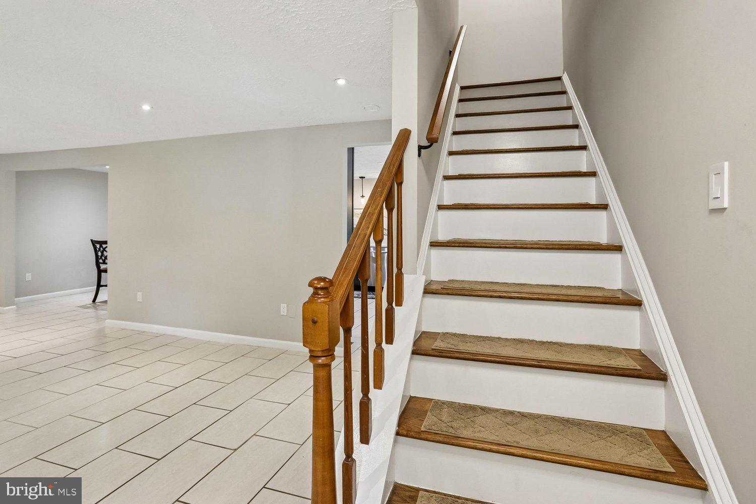 MEADOWVALE - Residential