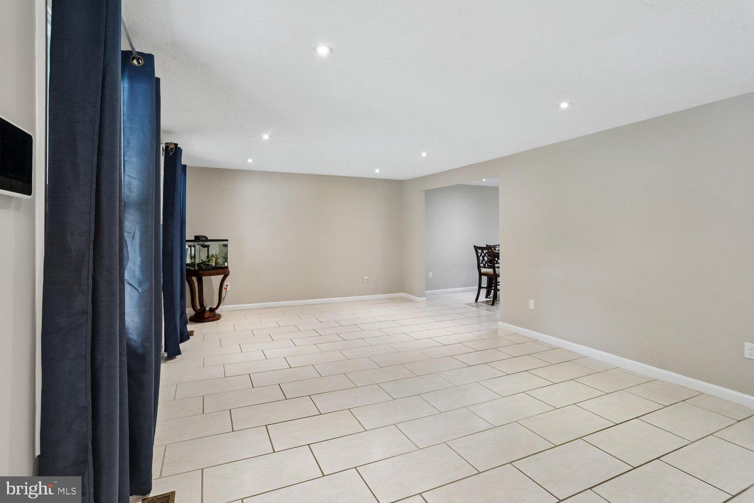 MEADOWVALE - Residential