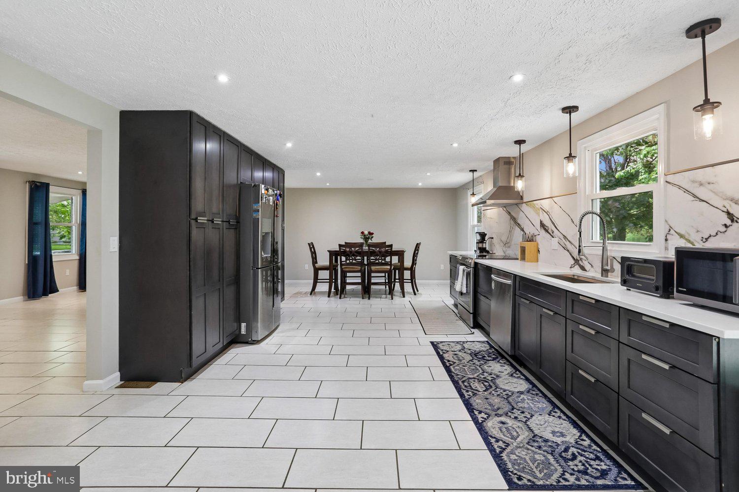 MEADOWVALE - Residential