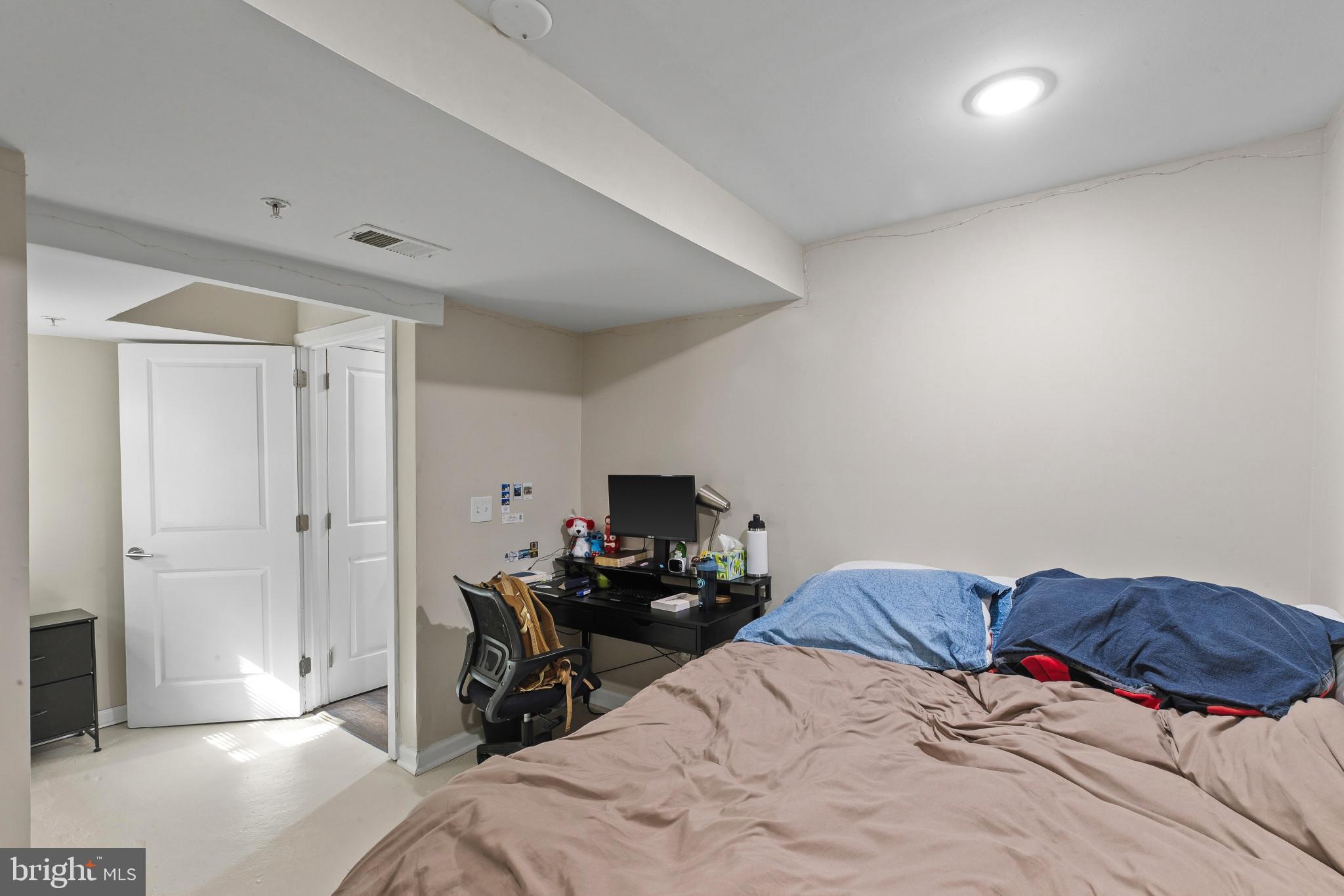 STATION NORTH ARTS DISTRICT - Residential Income