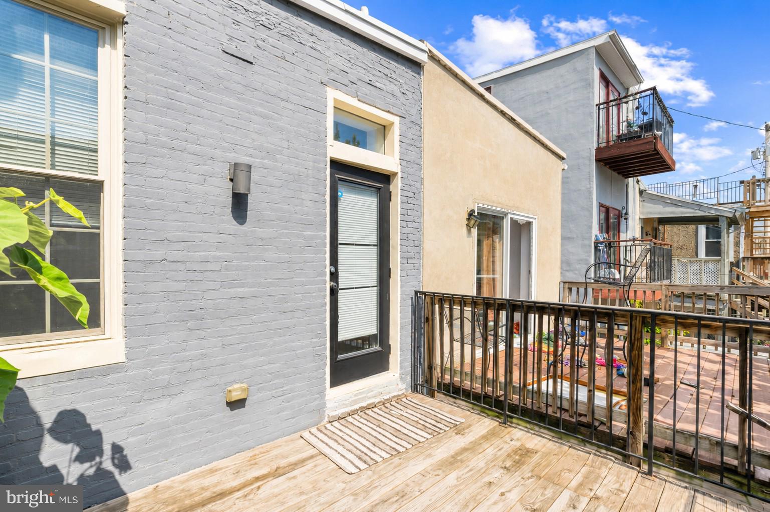 STATION NORTH ARTS DISTRICT - Residential Income